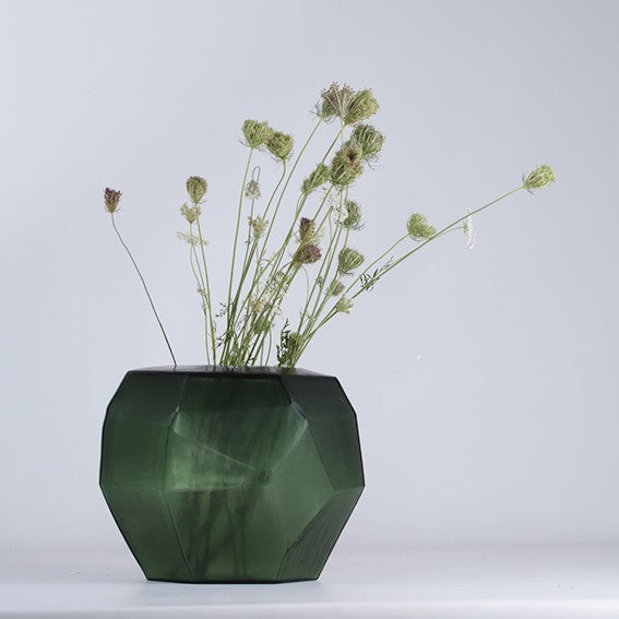 Cubistic Vase - Black Steelgrey