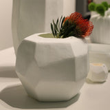 Cubistic Vase - Opal - Round
