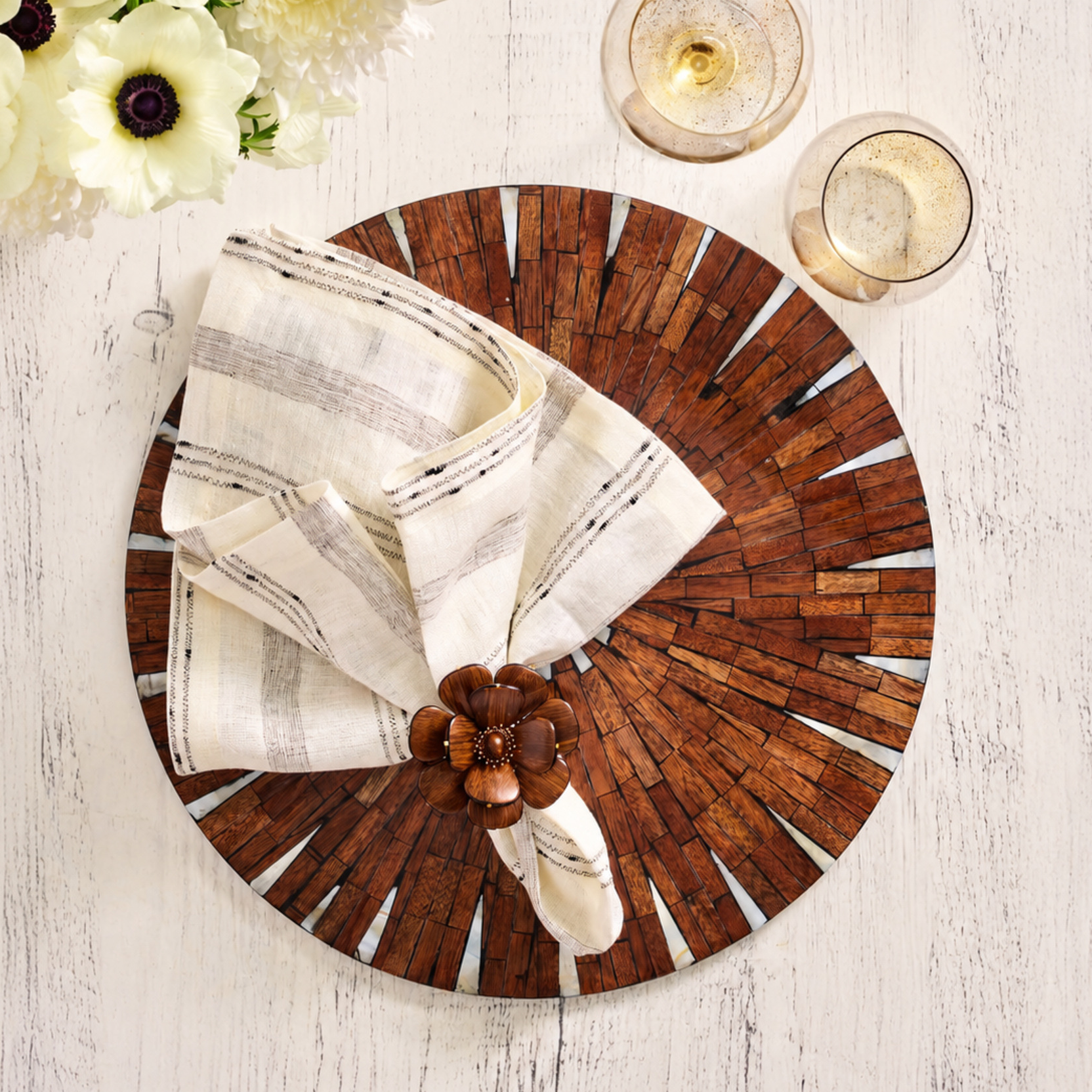 Halo Placemats in Brown & White - Set of 4
