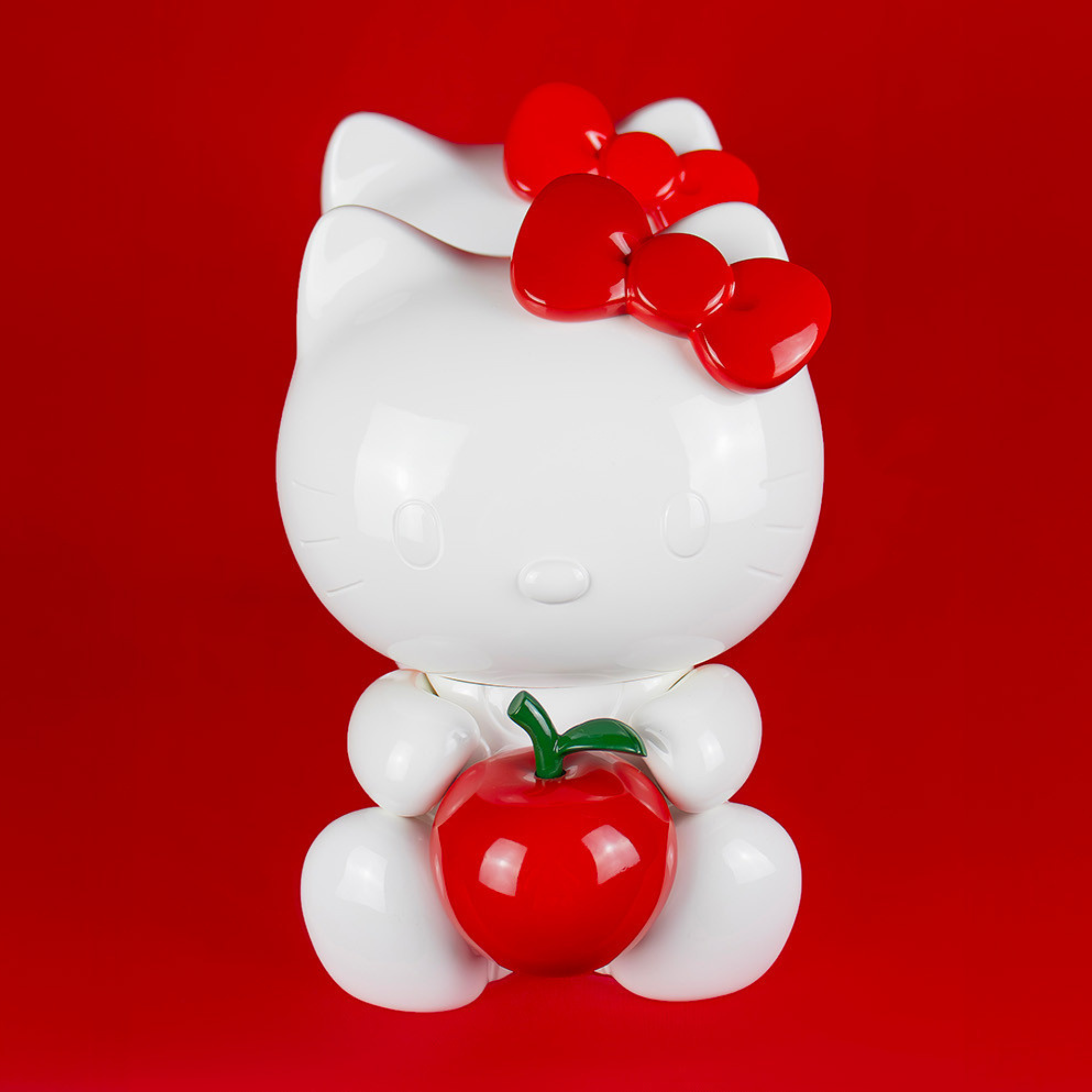 Hello Kitty Apple