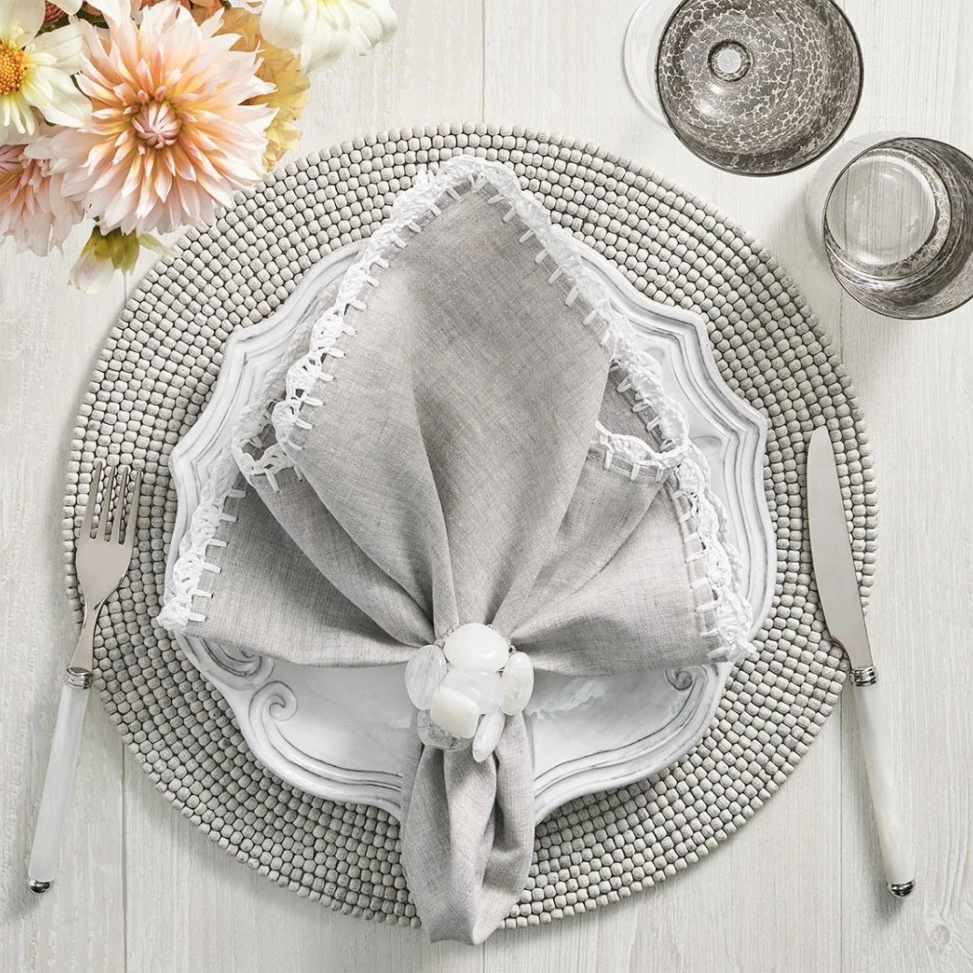 Shell Edge Napkin in Gray & White - Set of 4