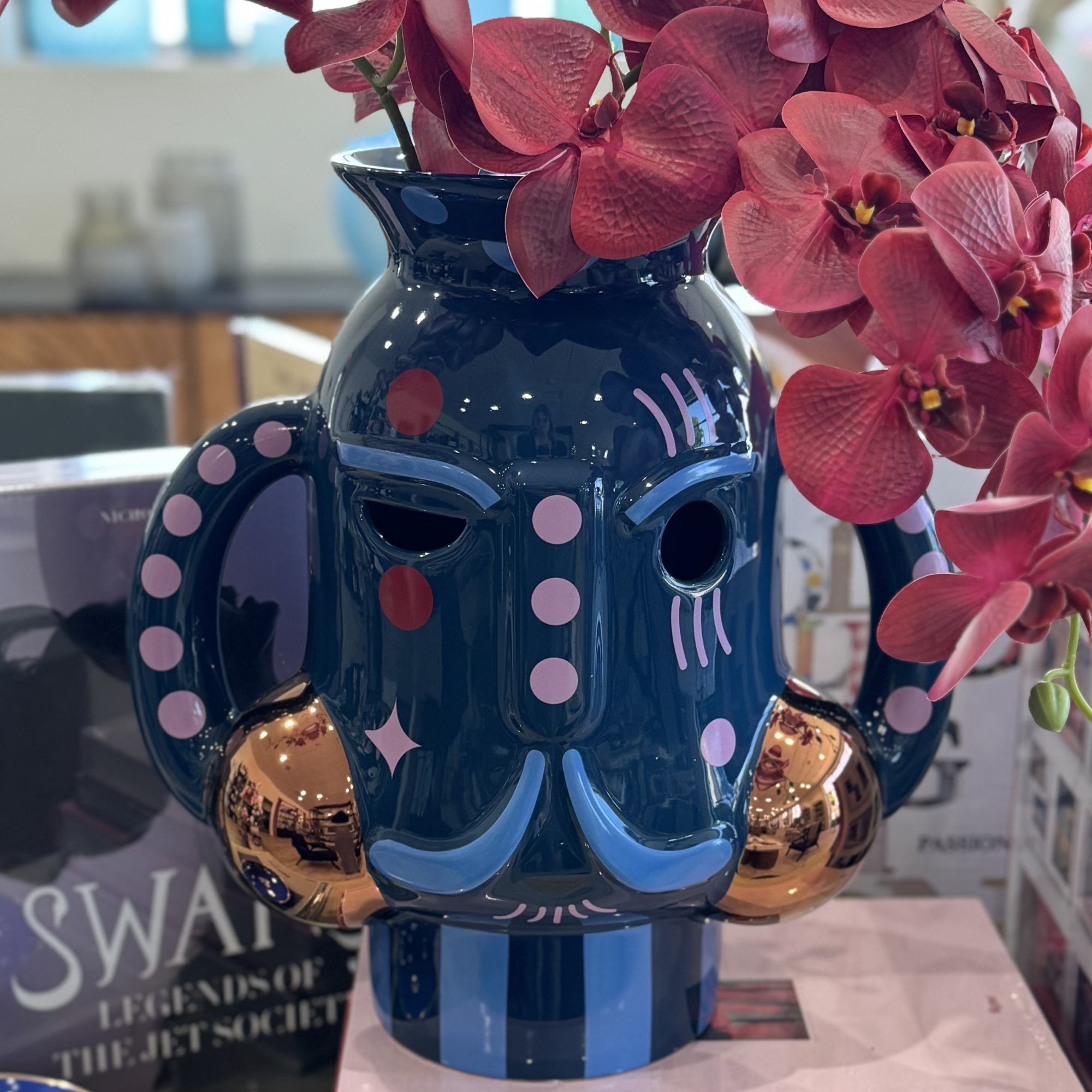 King Vase in Glossy Peacock Blue with Graphic Baile
