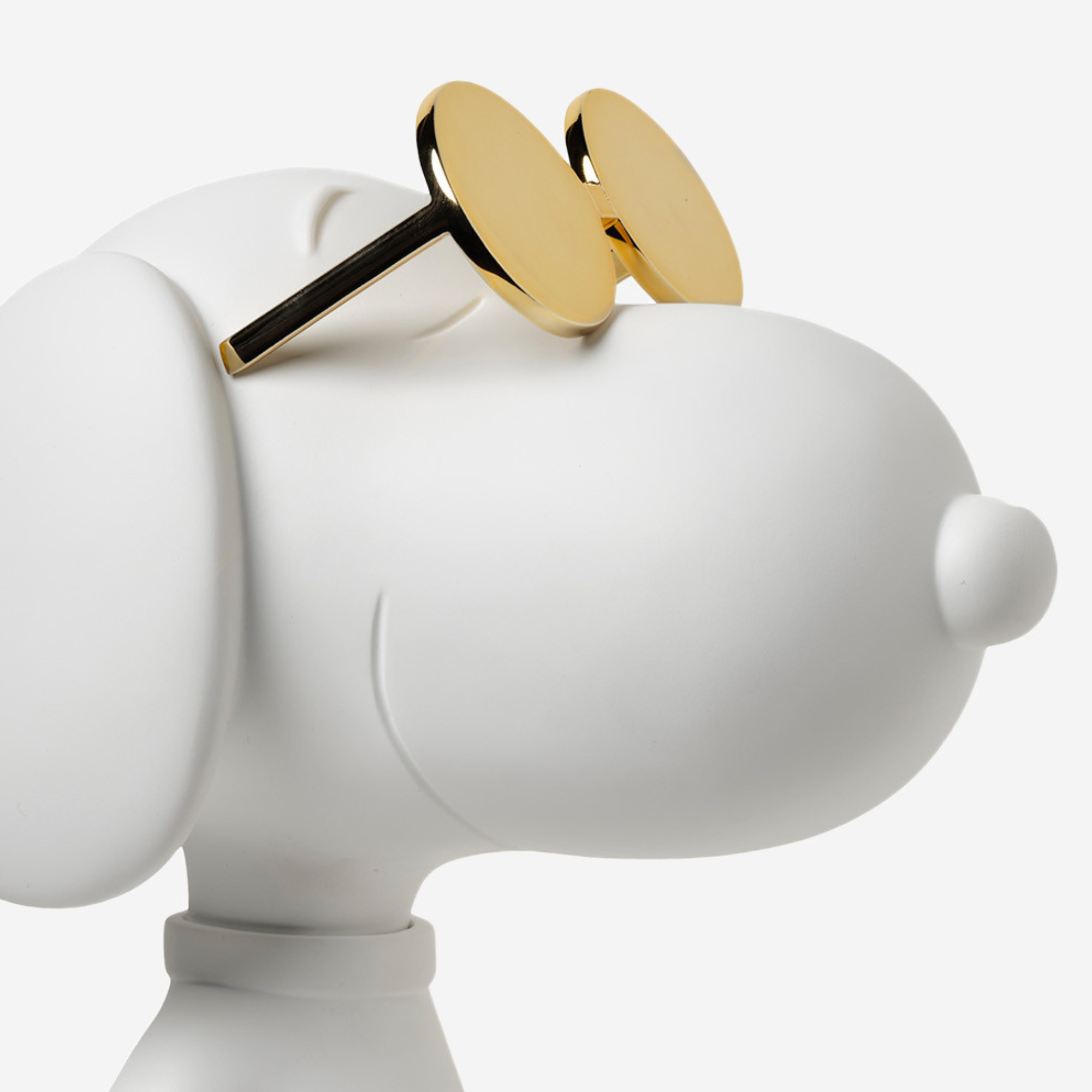 Snoopy Sunglasses Sculpture in White with Chromed Gold Sunglasses