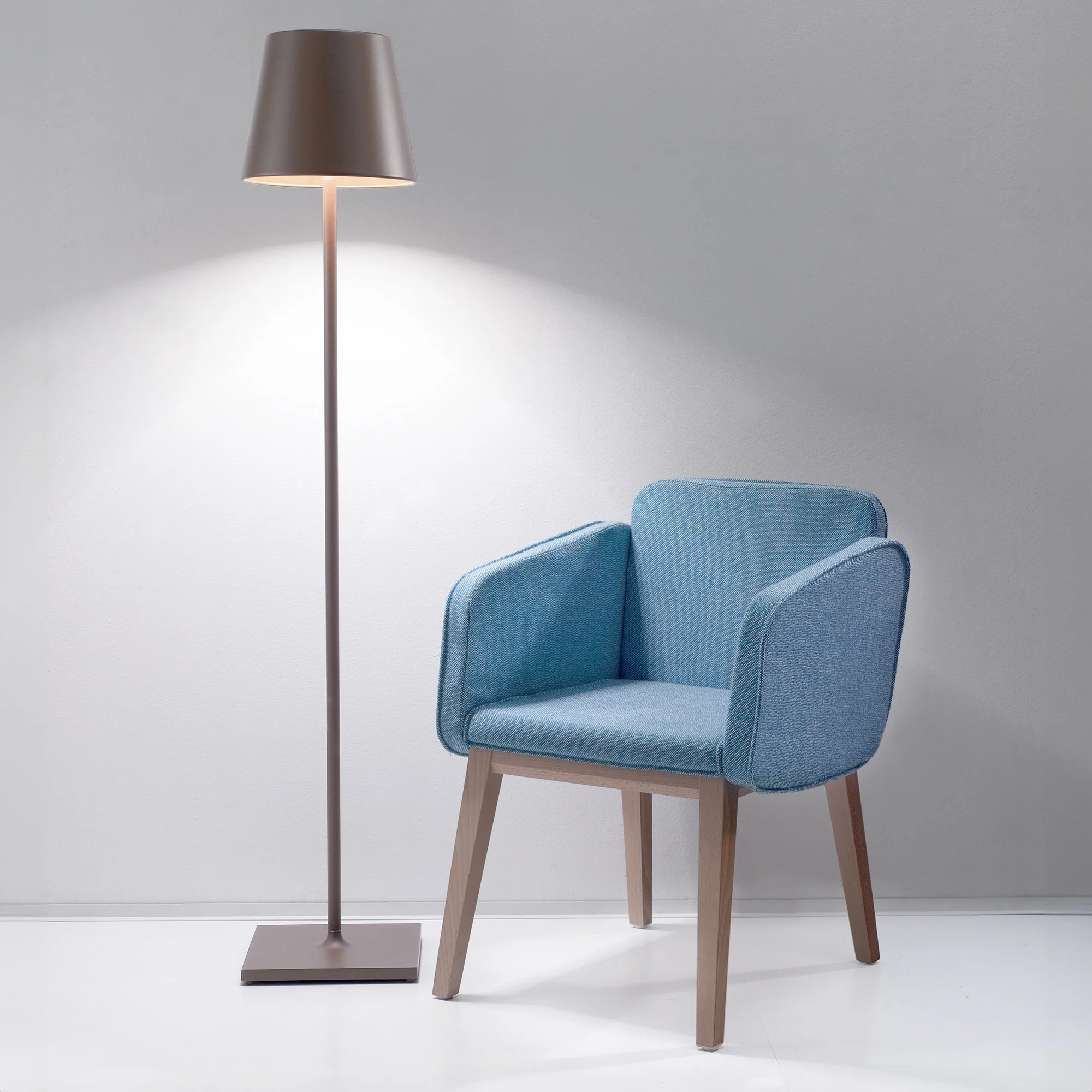 Poldina Pro XXL Floor Lamp