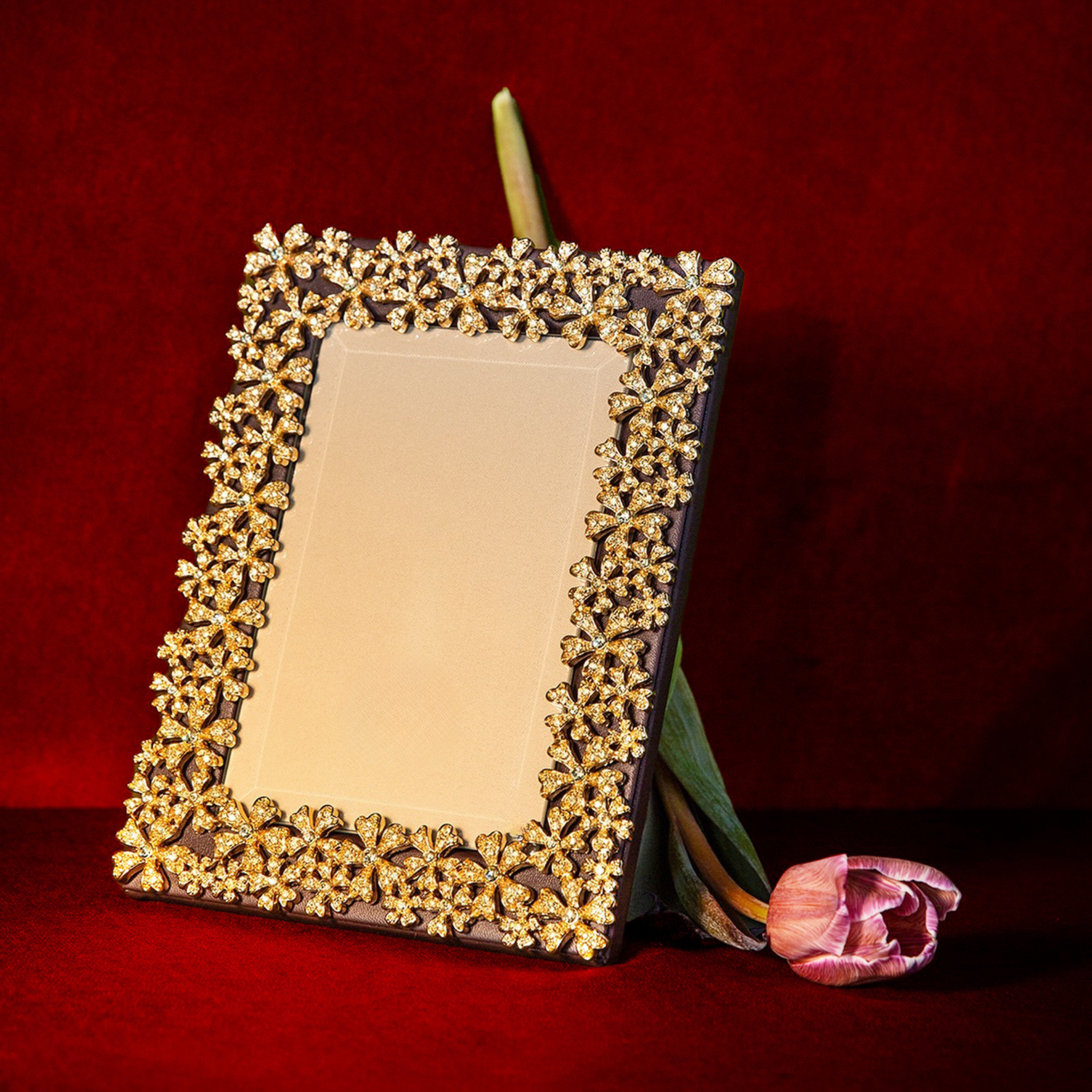 Gold Garland Frame