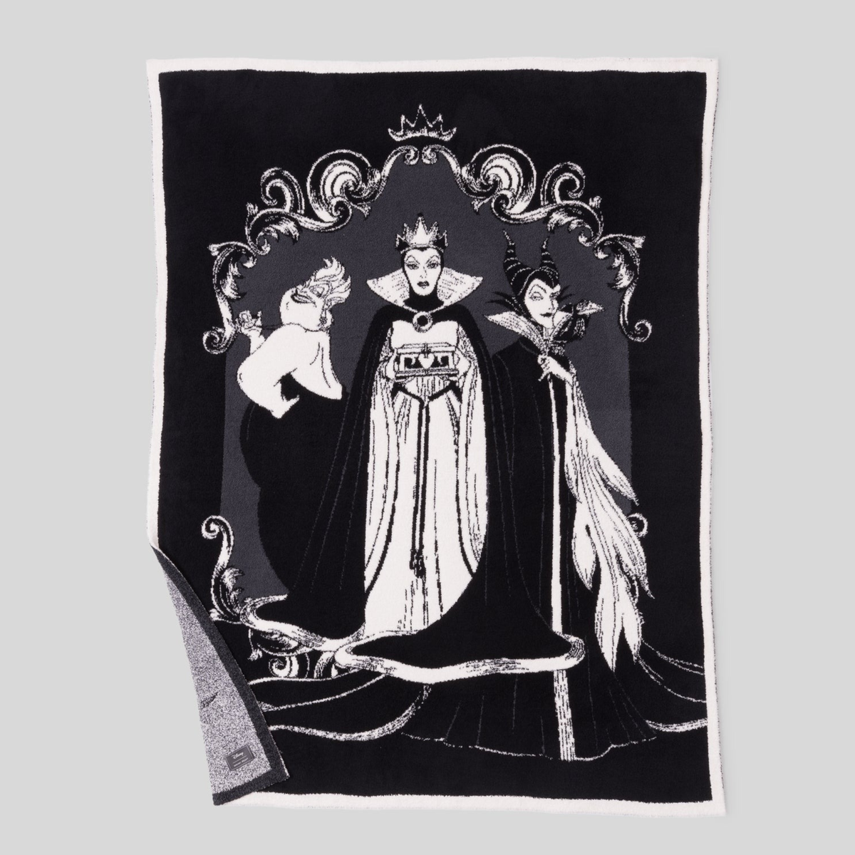 CozyChic Disney Villains Throw | Maison & Tavola