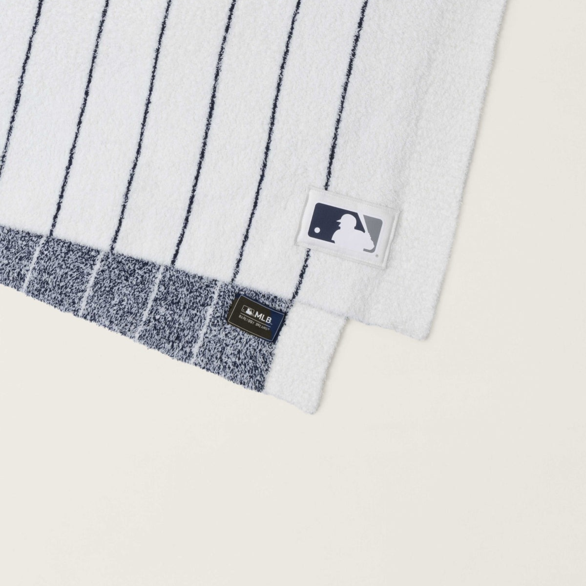 CozyChic New York Yankees Throw