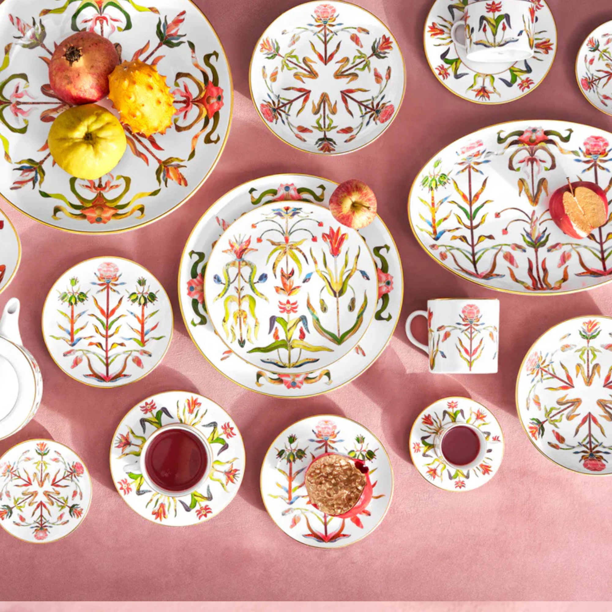 Grand Tour Dinner Plate