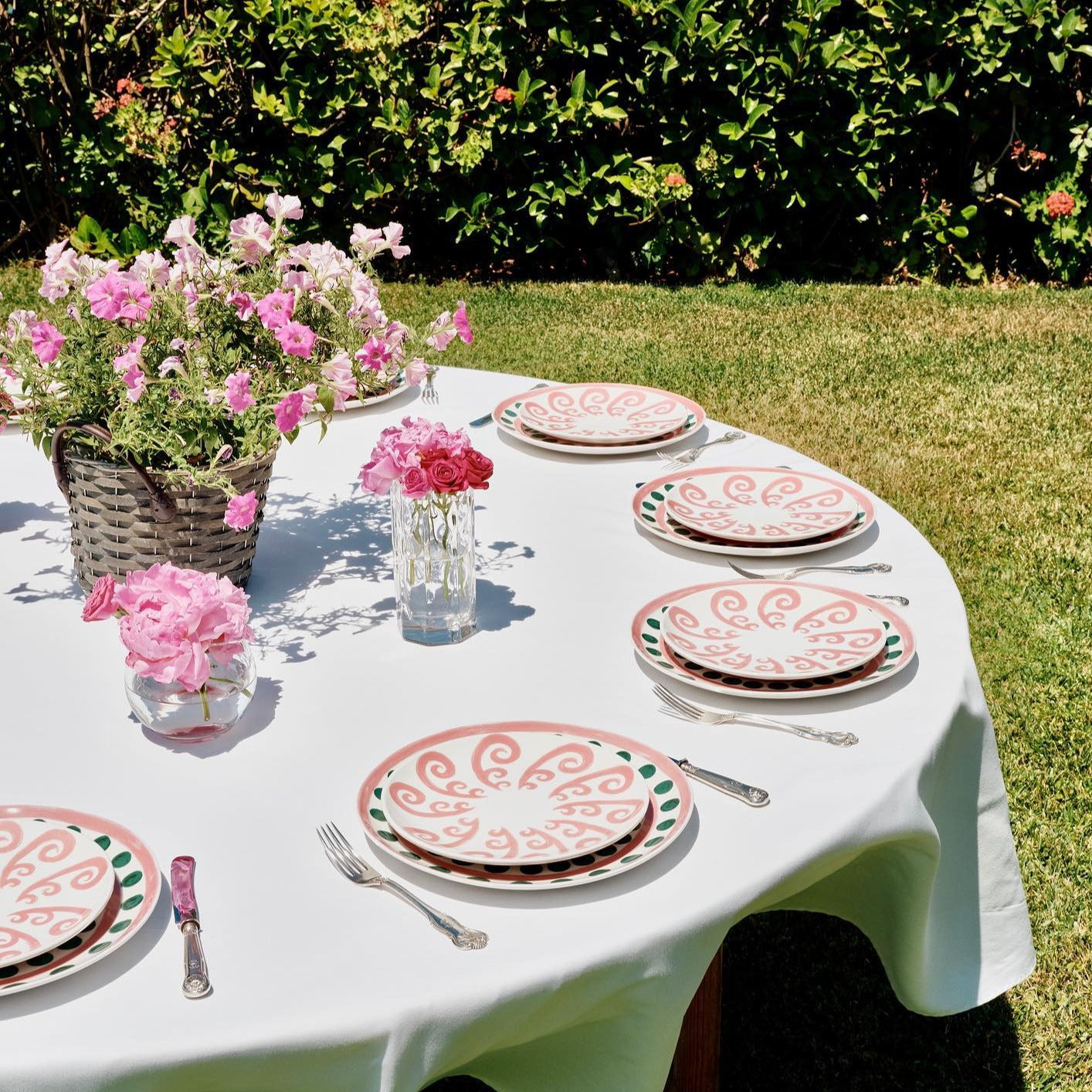 Athenee Two Tone Pink Peacock Dinner Plate (Set of 2)