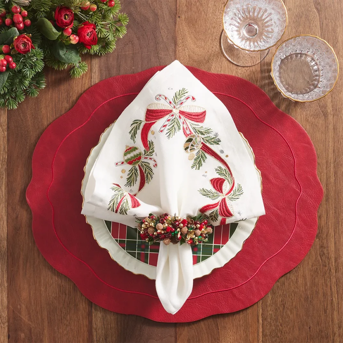 Tinsel Bow Napkin in White, Red & Green - Set of 4