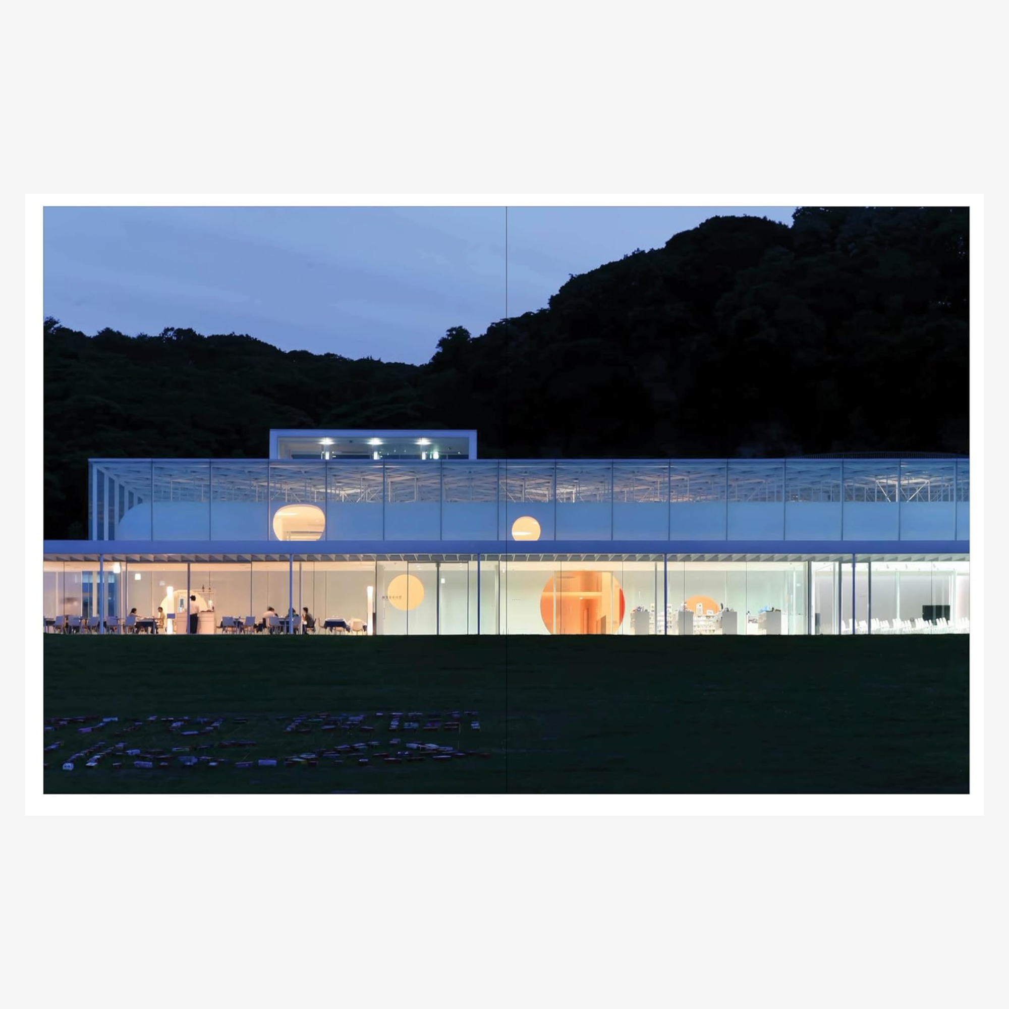 KA ME RA: Modern Japanese Architecture through the Photographer's Lens