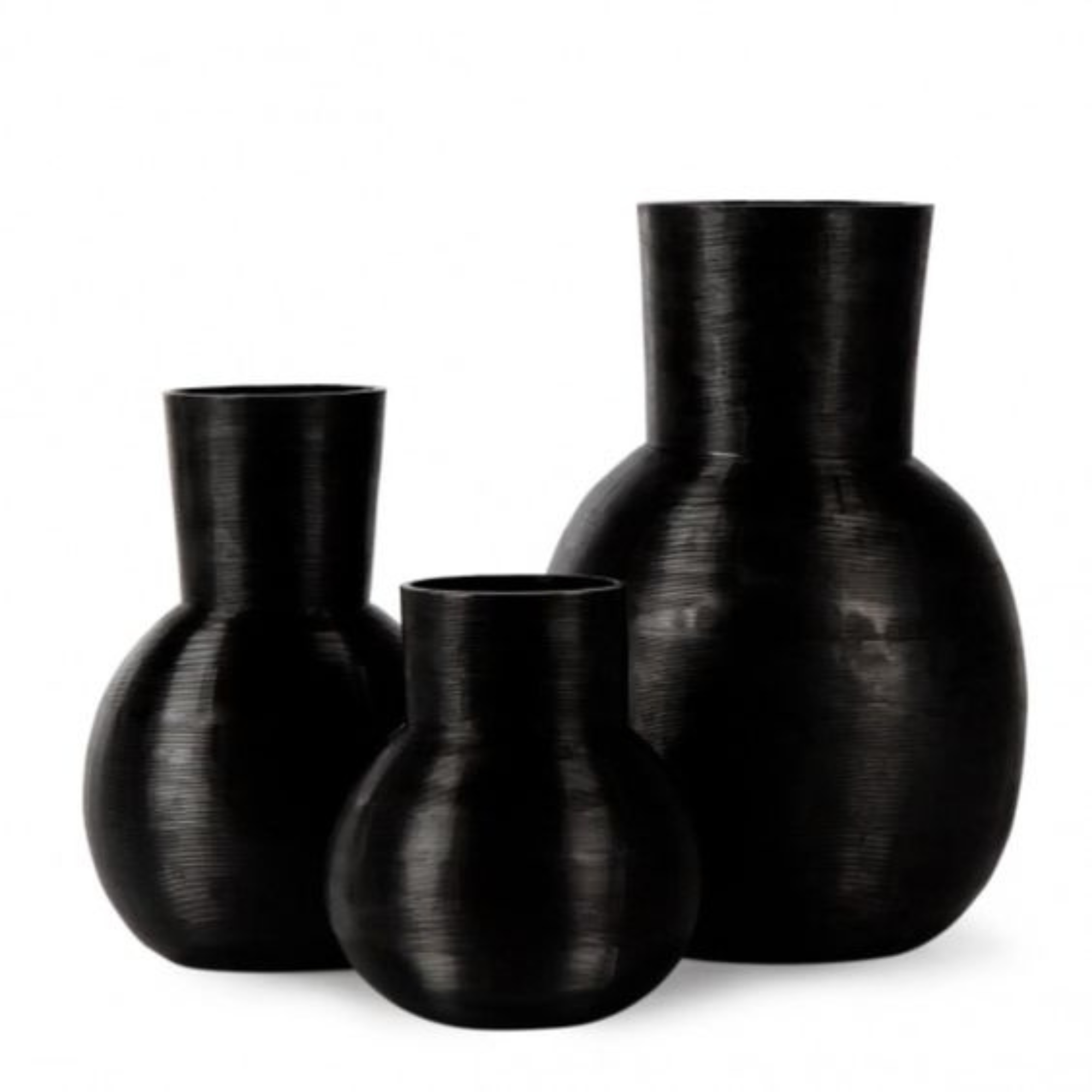 Yeola Vase - Black