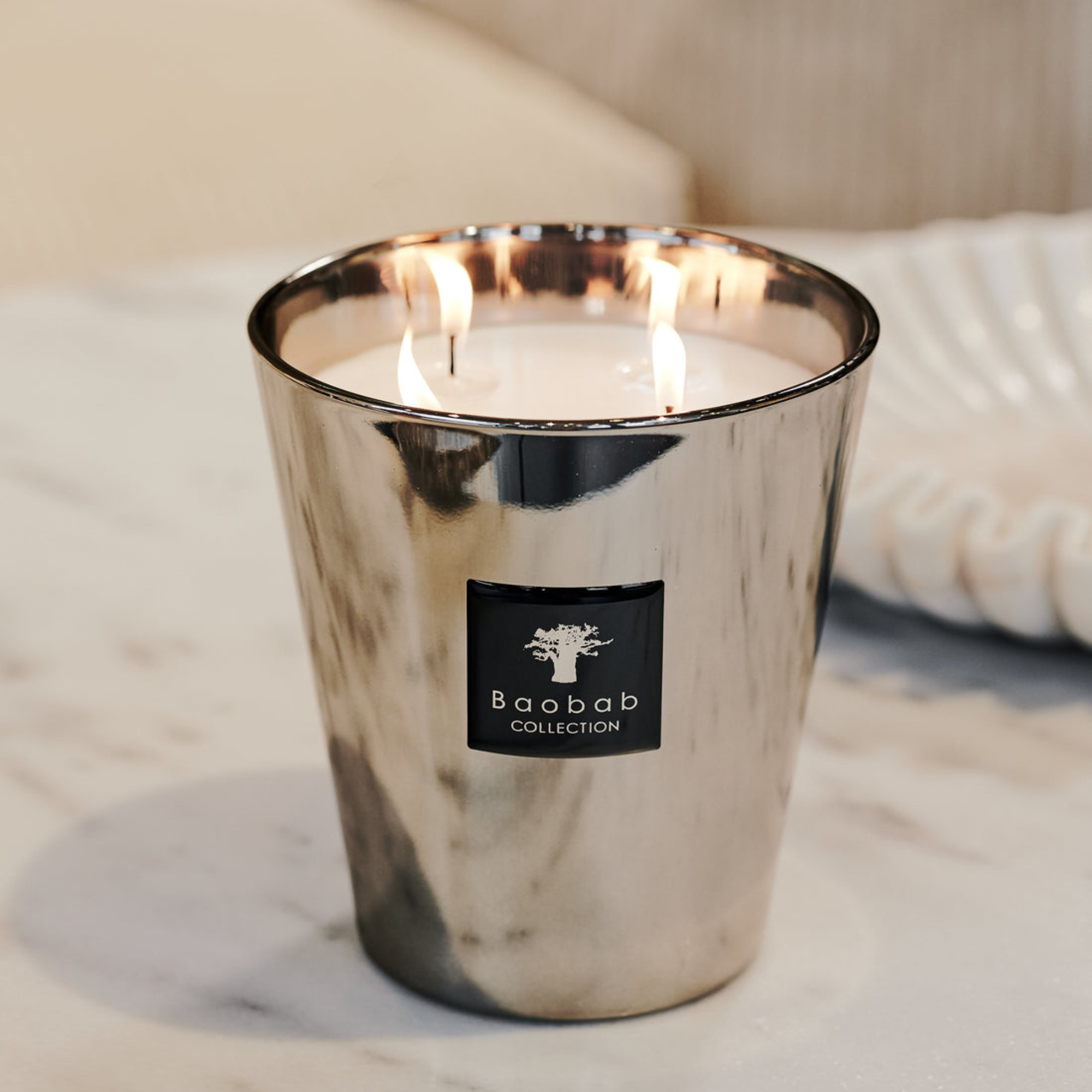 Les Exclusives Platinum Candle