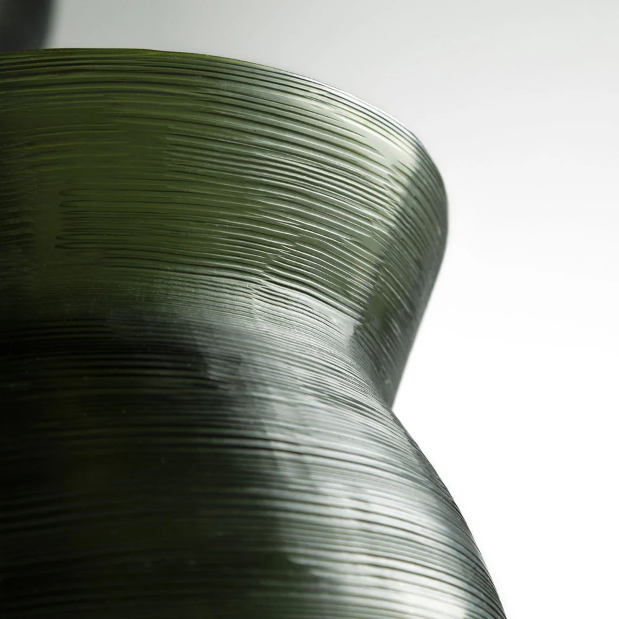 Mathura Vase - Black Steelgrey