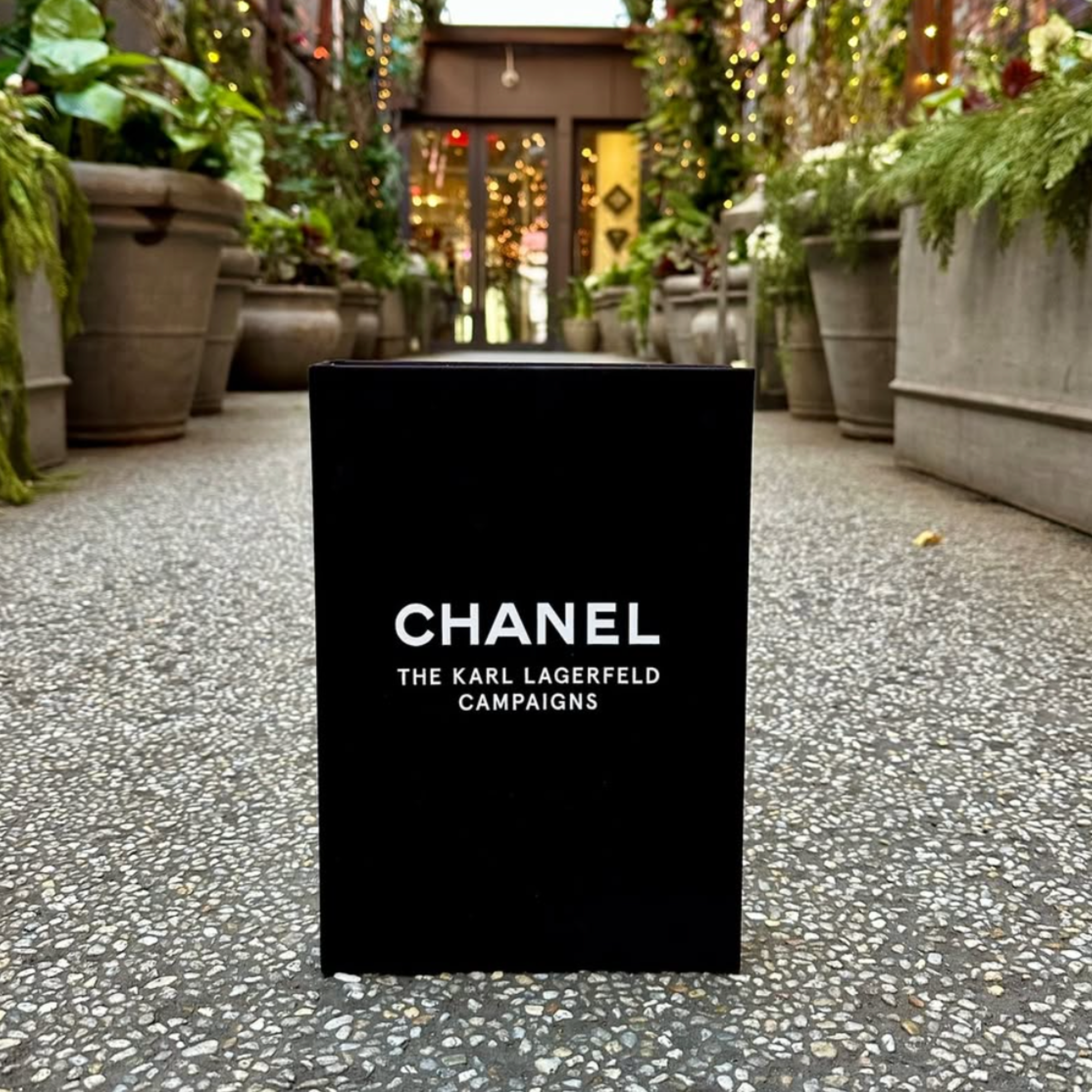 Chanel: The Karl Lagerfeld Campaigns