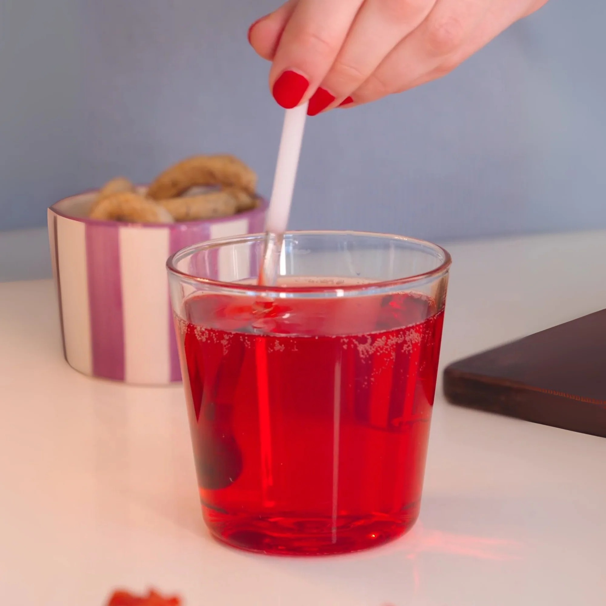 Spritzometro Set of 4 Tumblers & 2 Color-Tipped Glass Stirrers