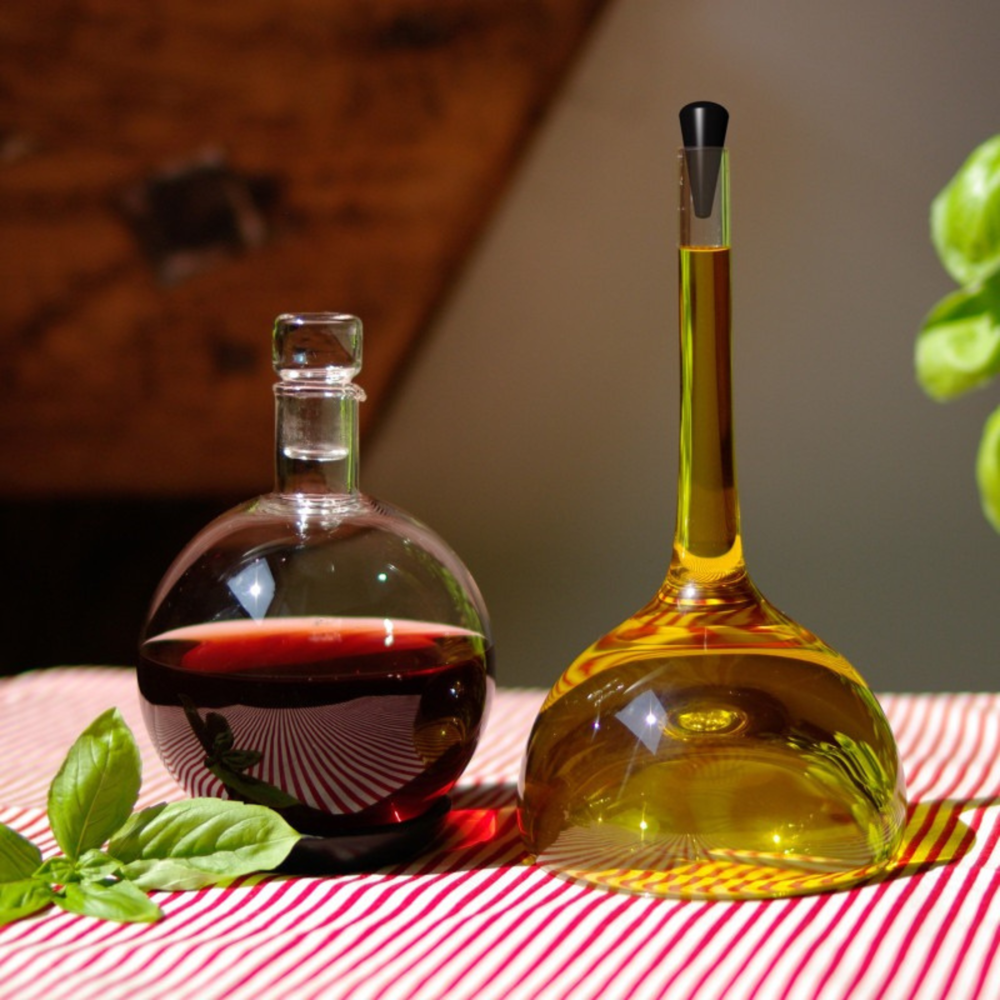 Sphere Carafe with Pipette Oil Bottle