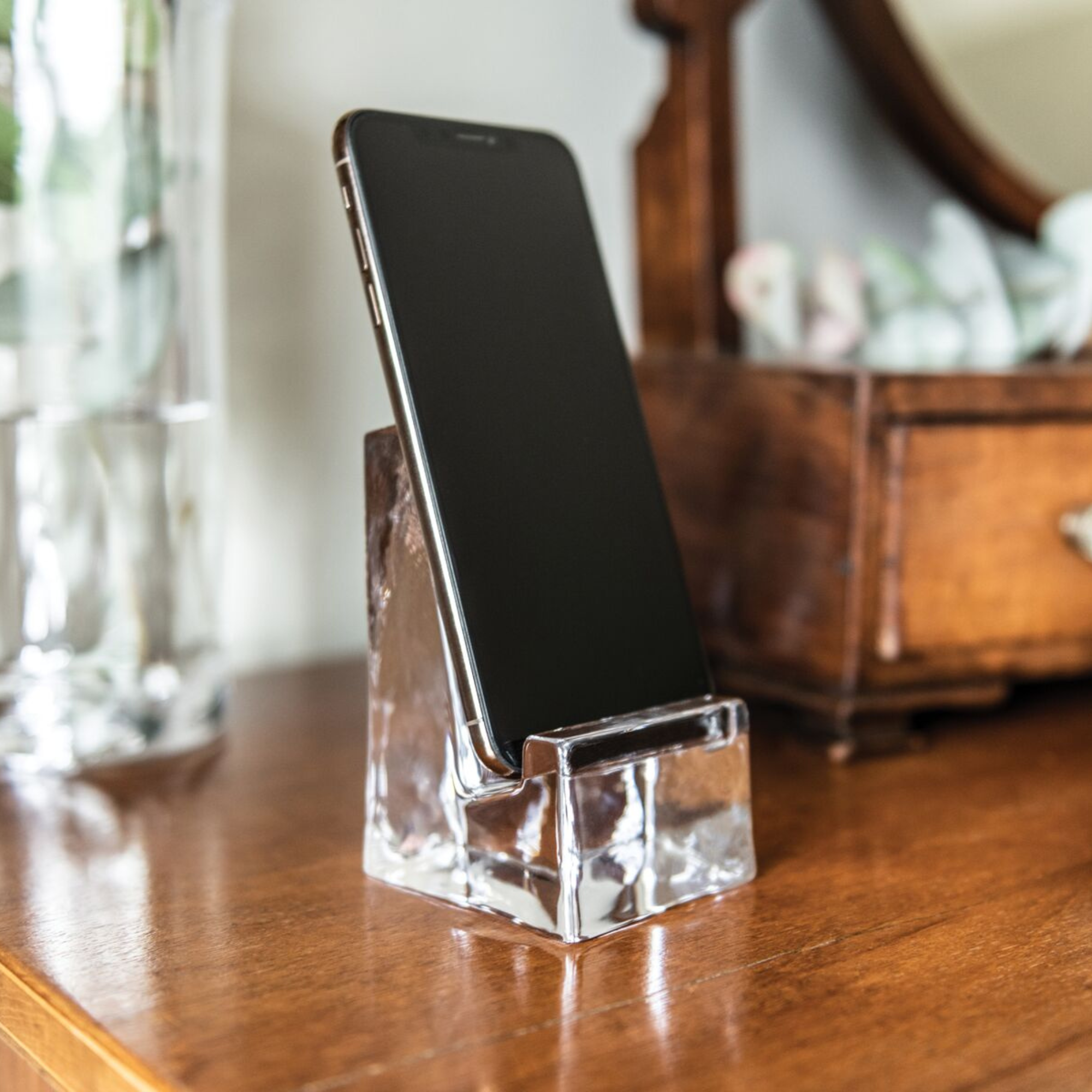 Woodbury Phone Holder