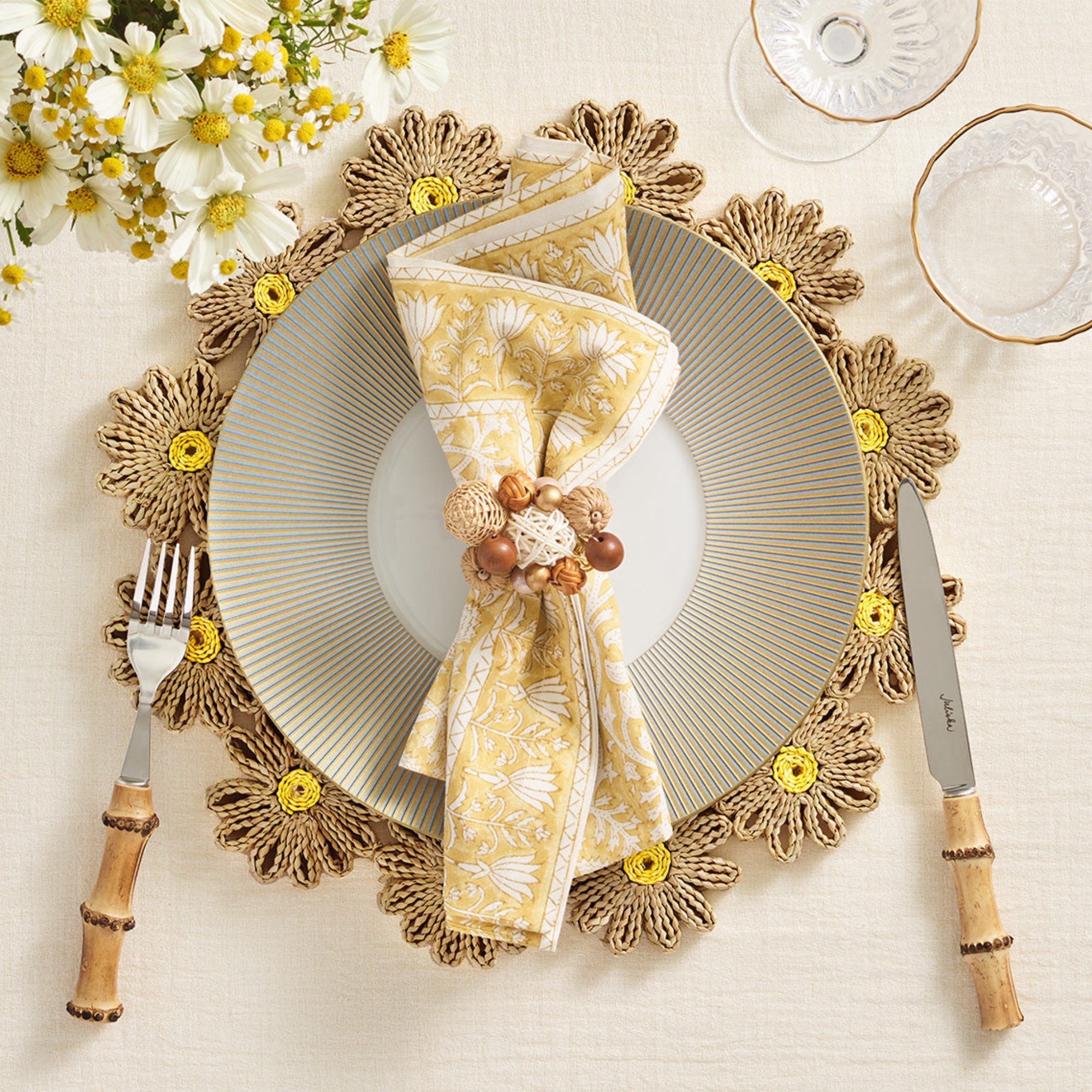 Daisy Placemat in Natural & Yellow - Set of 4