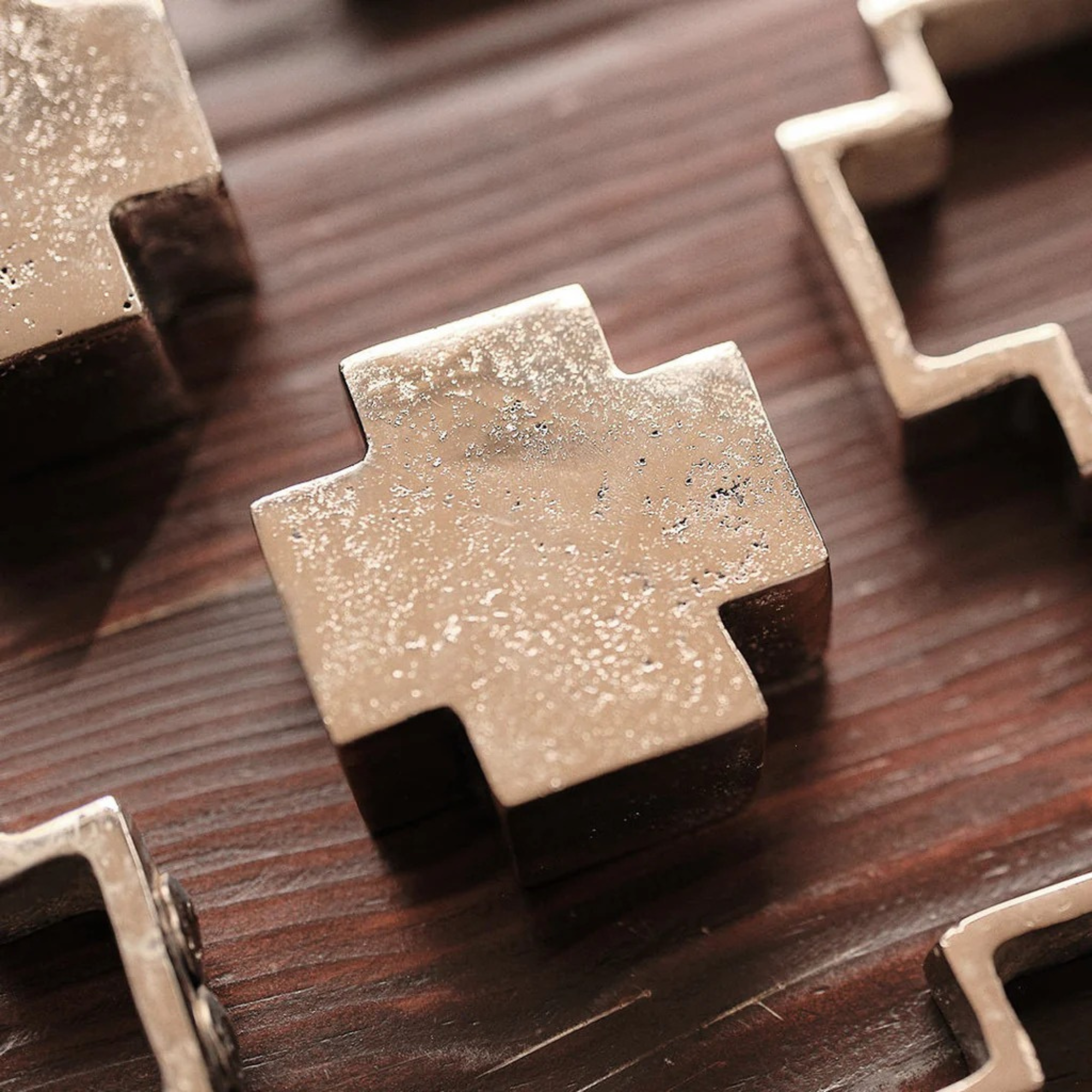 La Cruz Paperweight in Nickel