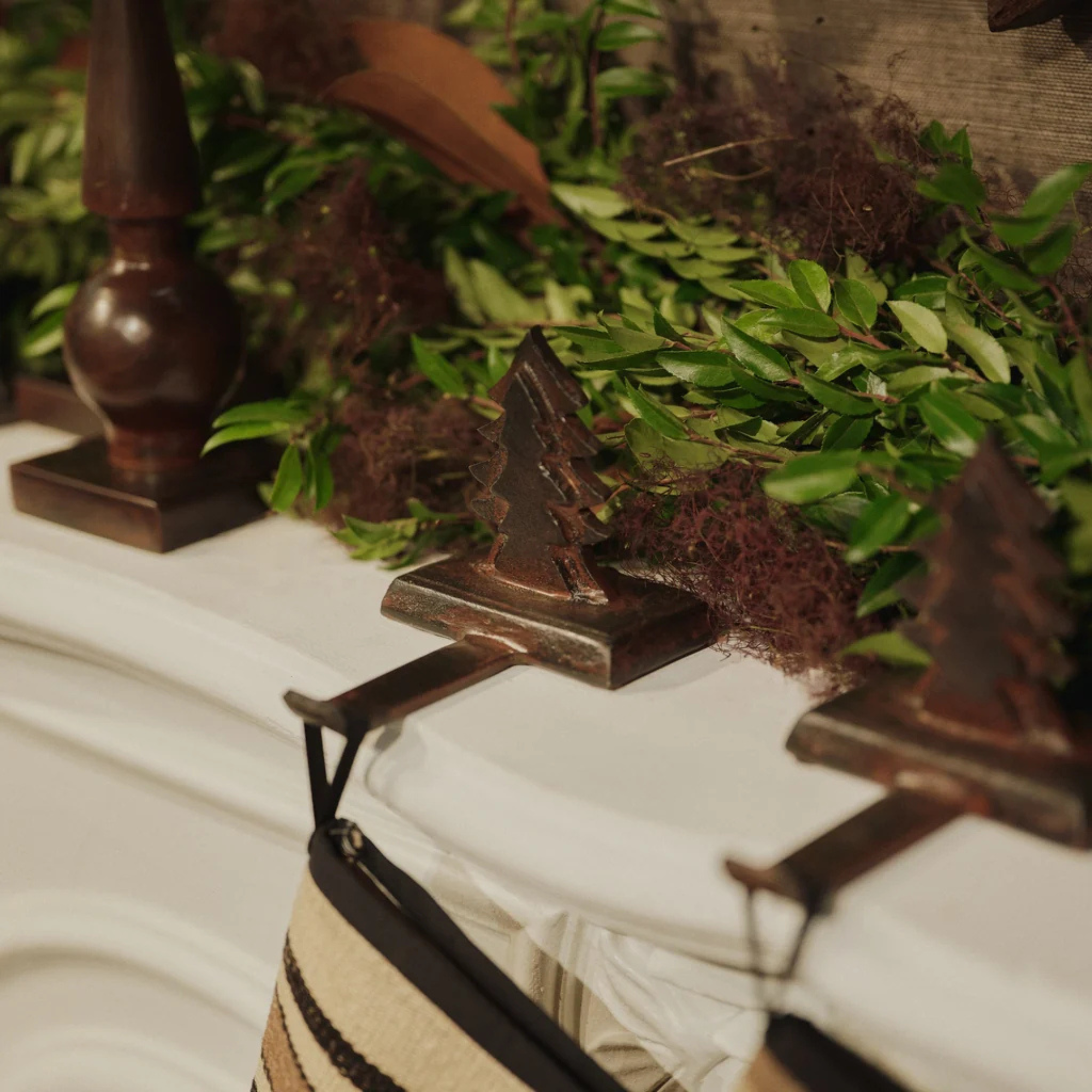 Pino Stocking Holder