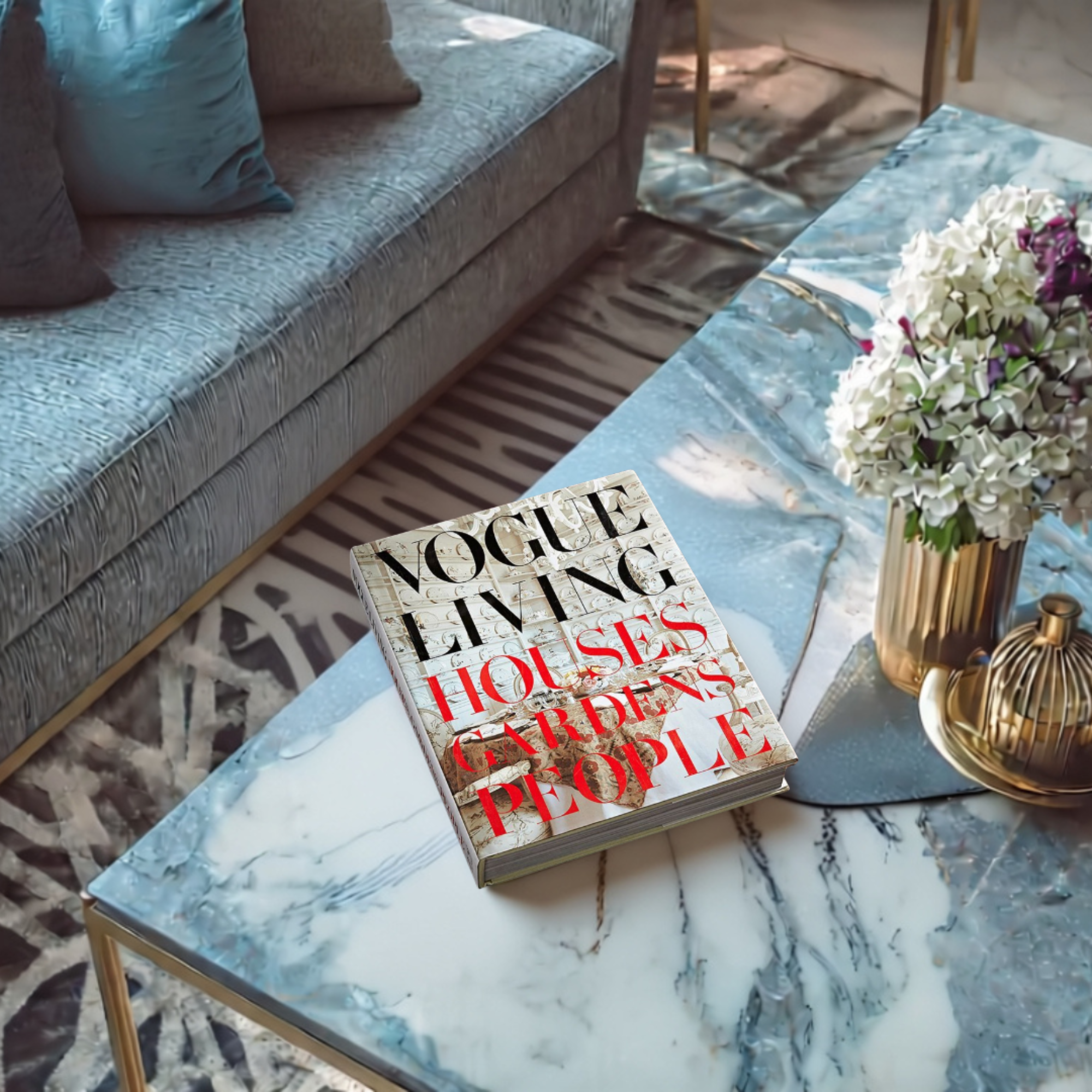 Vogue Living: Houses, Gardens, People, with a Foreword by Calvin Klein