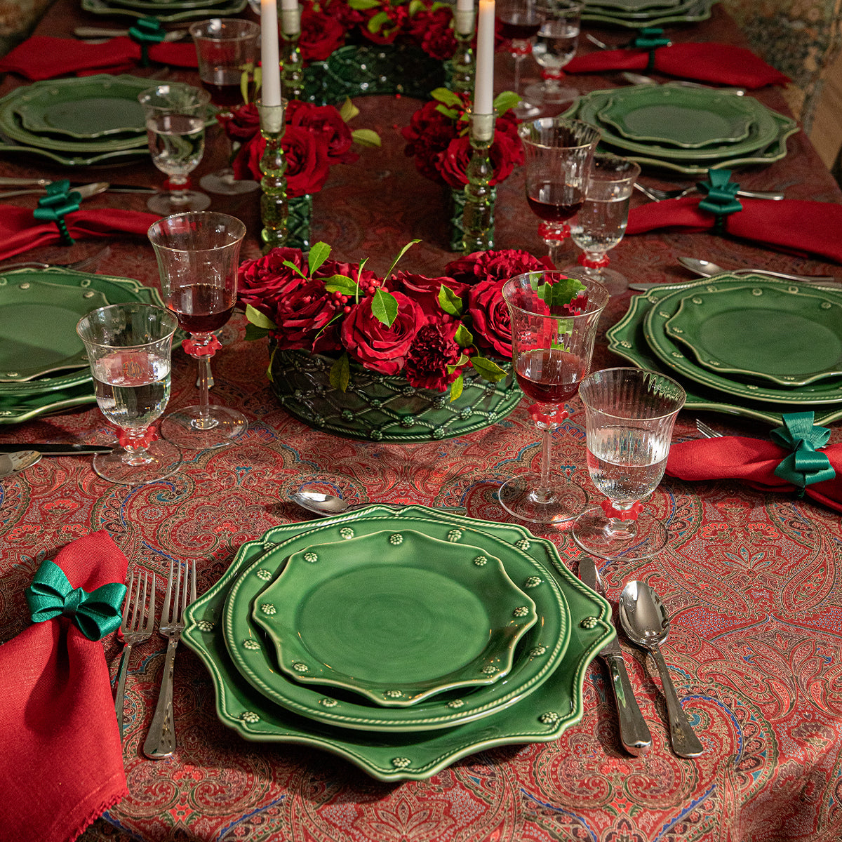 Berry & Thread Scalloped Dessert/Salad Plate Basil - Set of 4