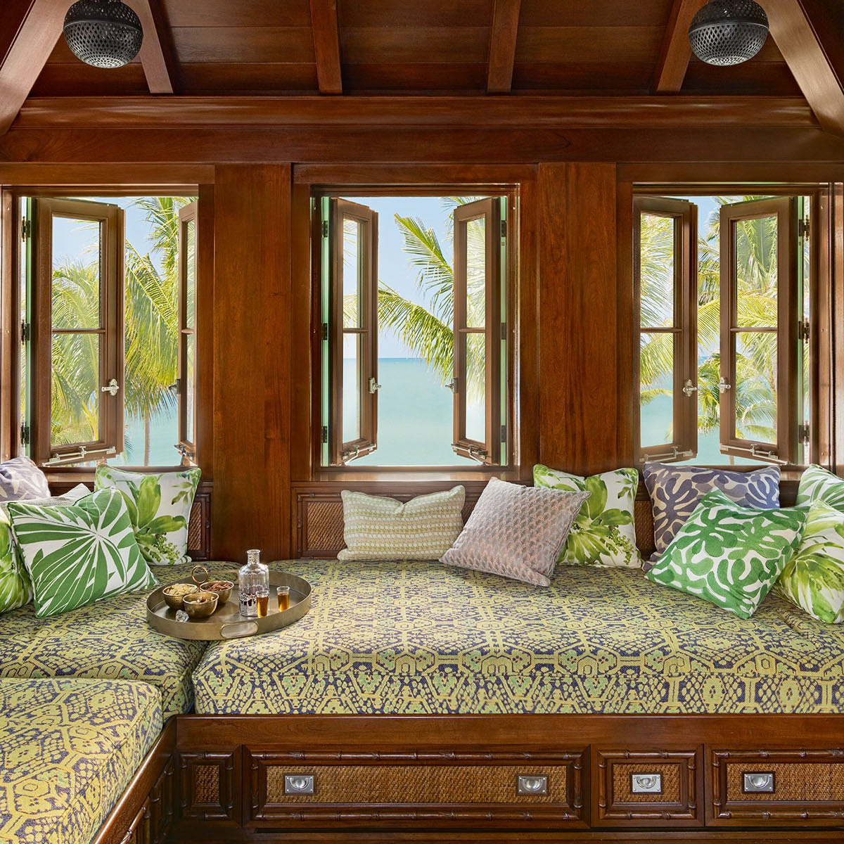 Transcending Tradition: Homes for Modern Living