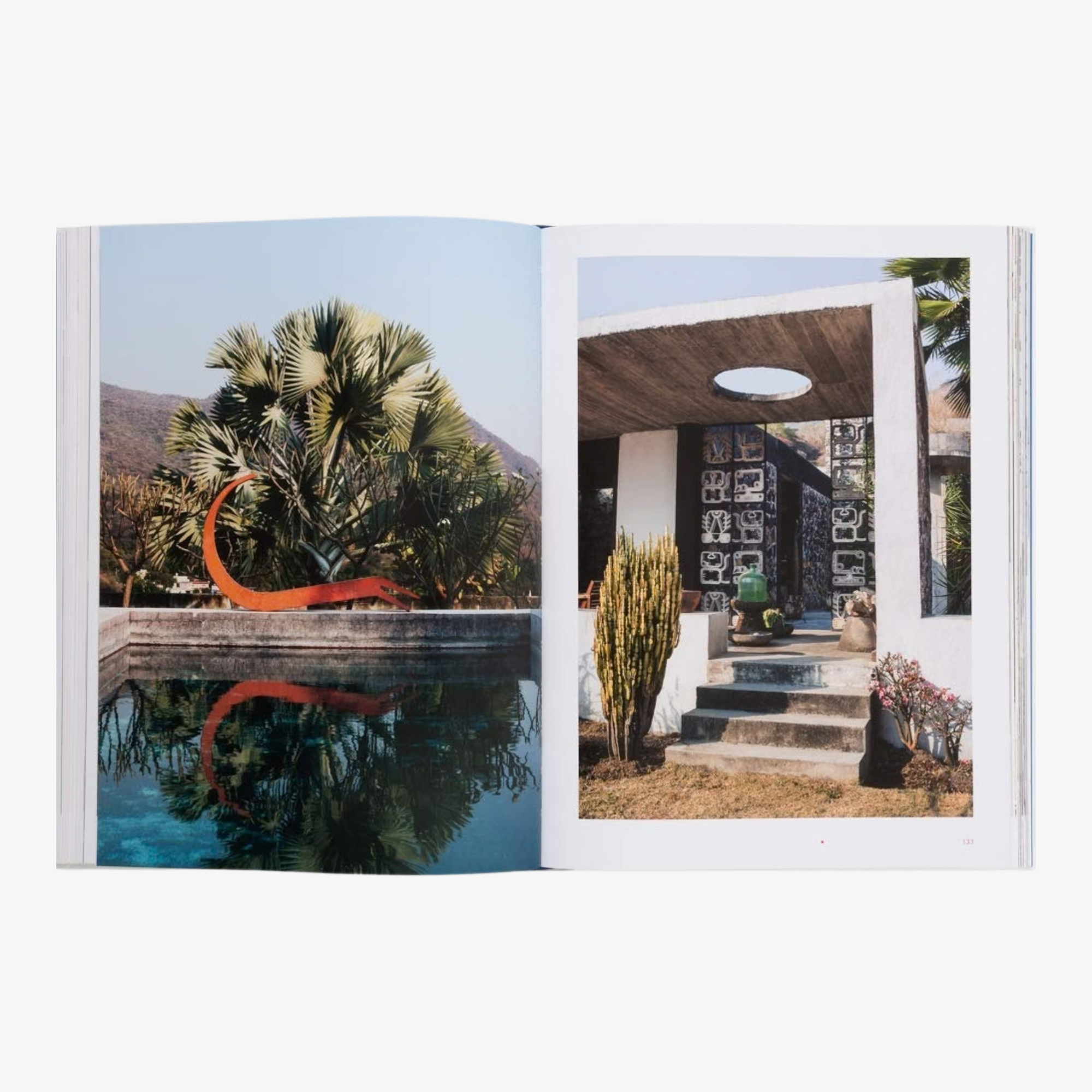 The New Mediterranean: Homes and Interiors Under the Southern Sun Hardcover