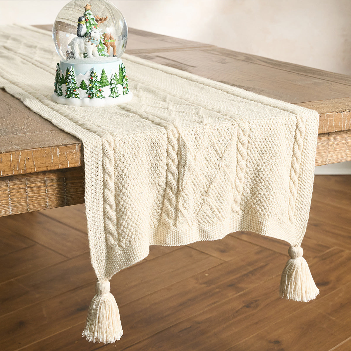 Berry & Thread Cable Knit Table Runner - Ivory