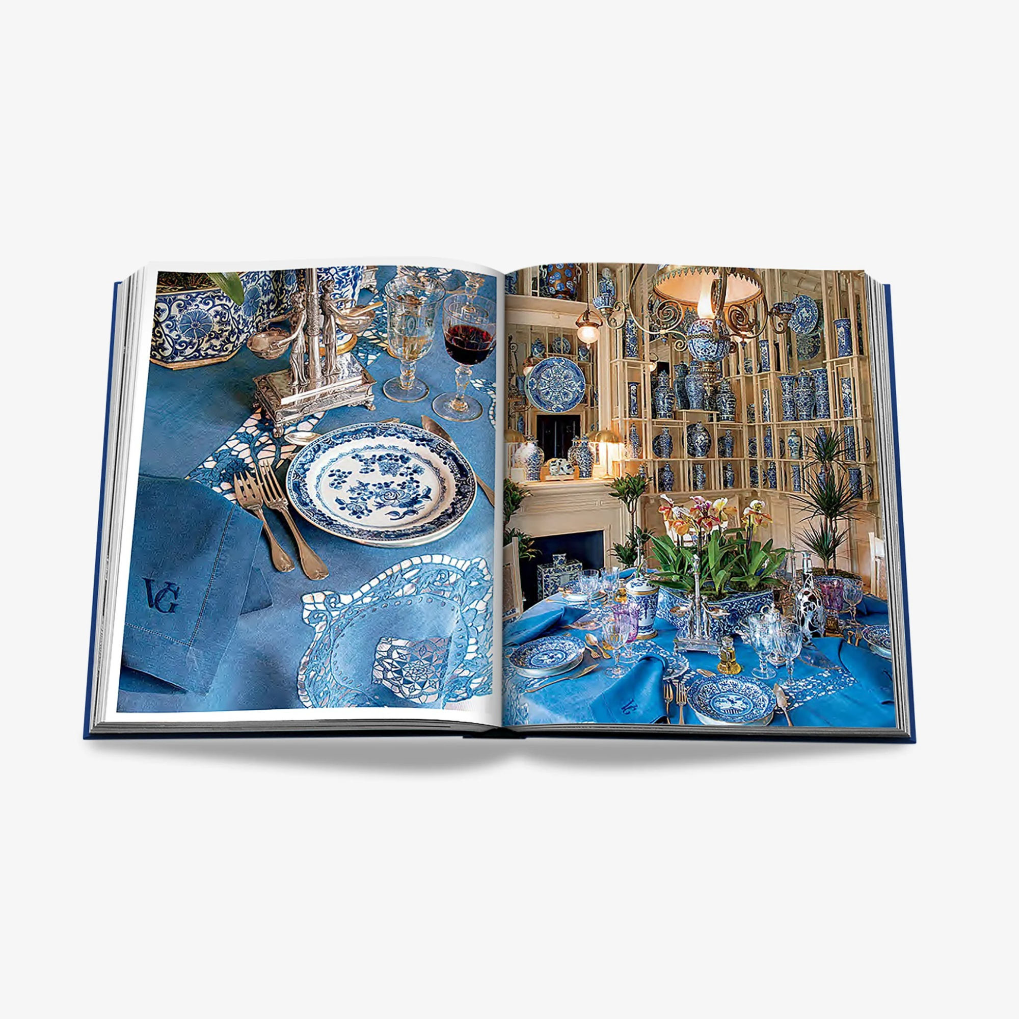 Valentino: At the Emperor's Table