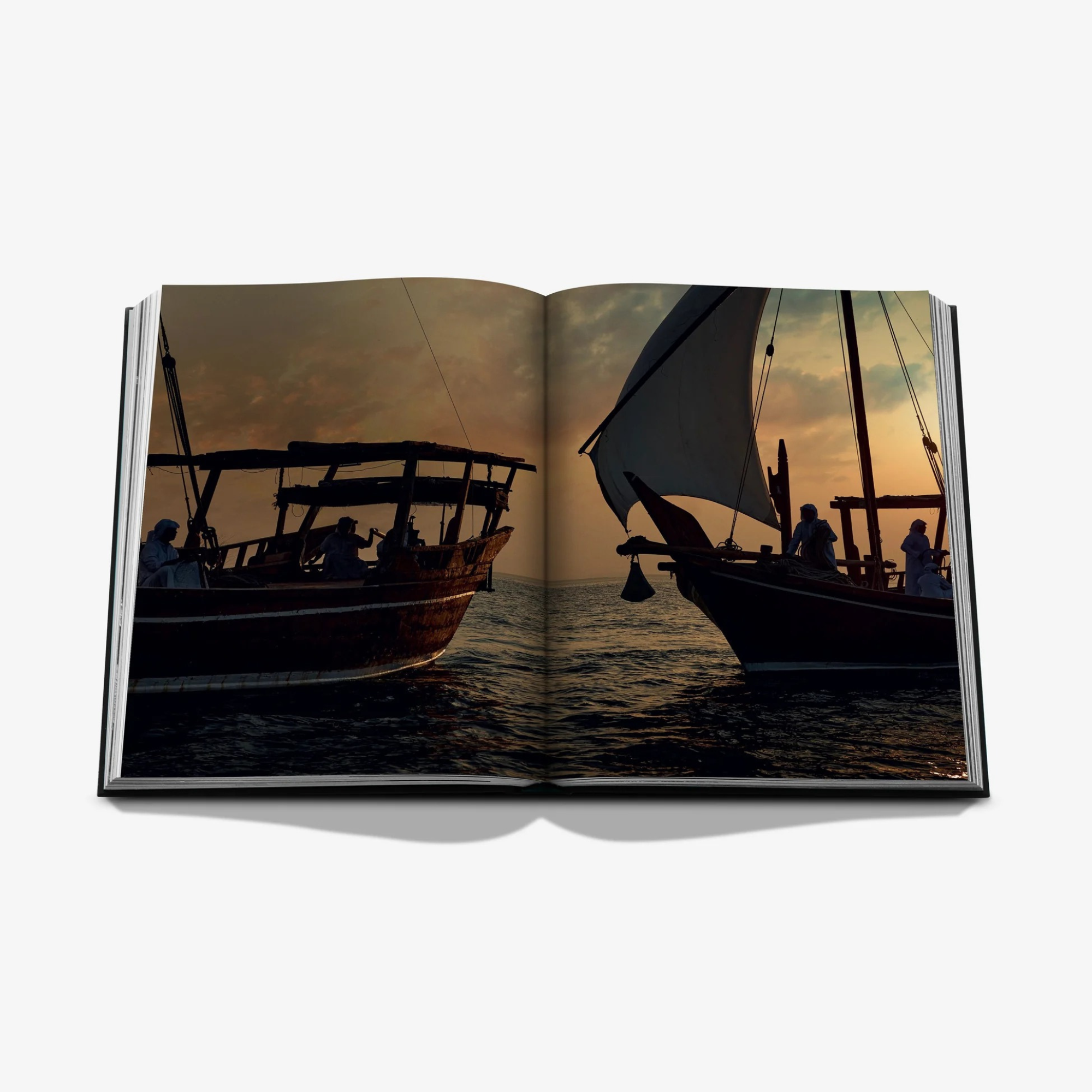 Bahrain Pearls: Treasures from the Land of Two Seas