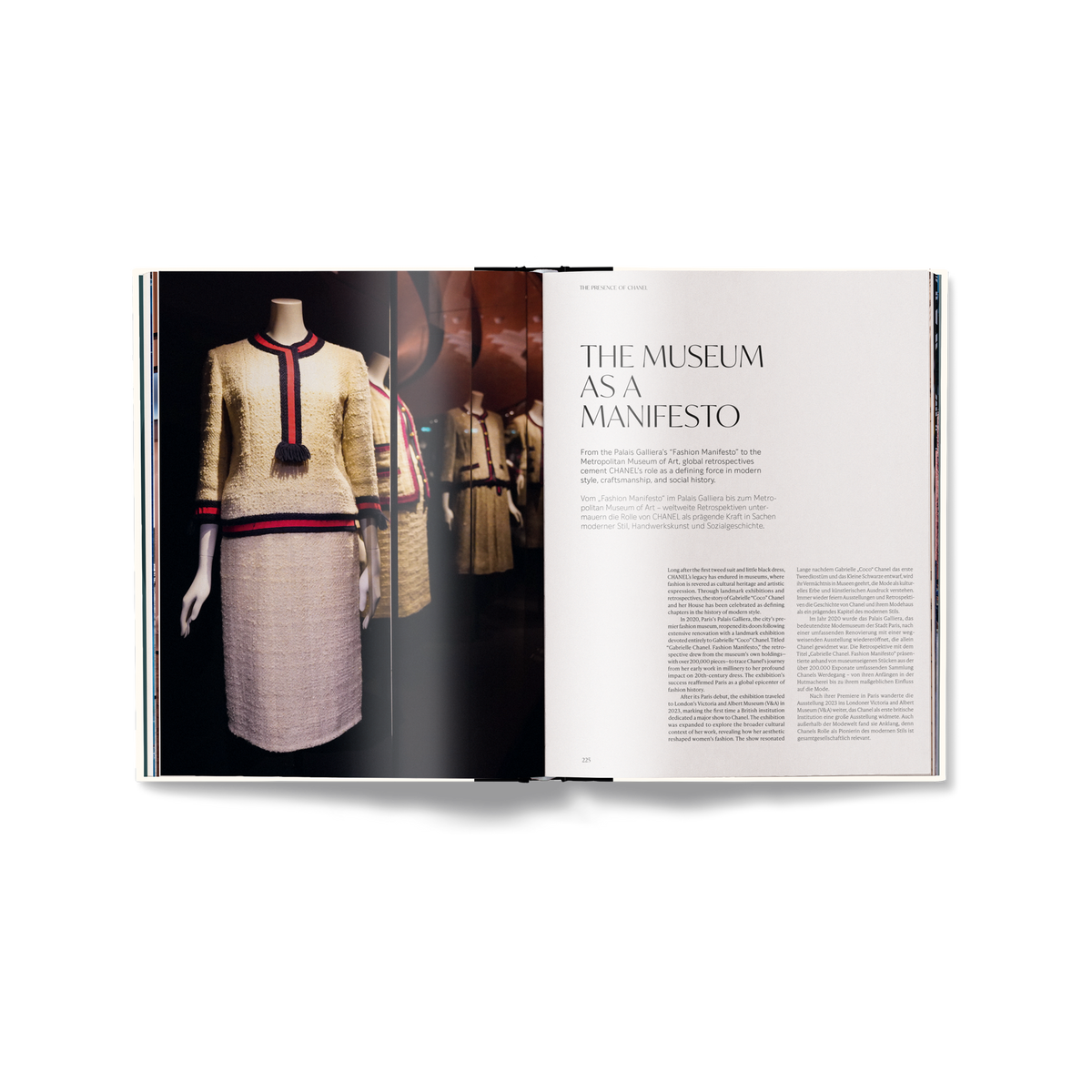 Masters of Fashion: Chanel: Creations That Define an Icon