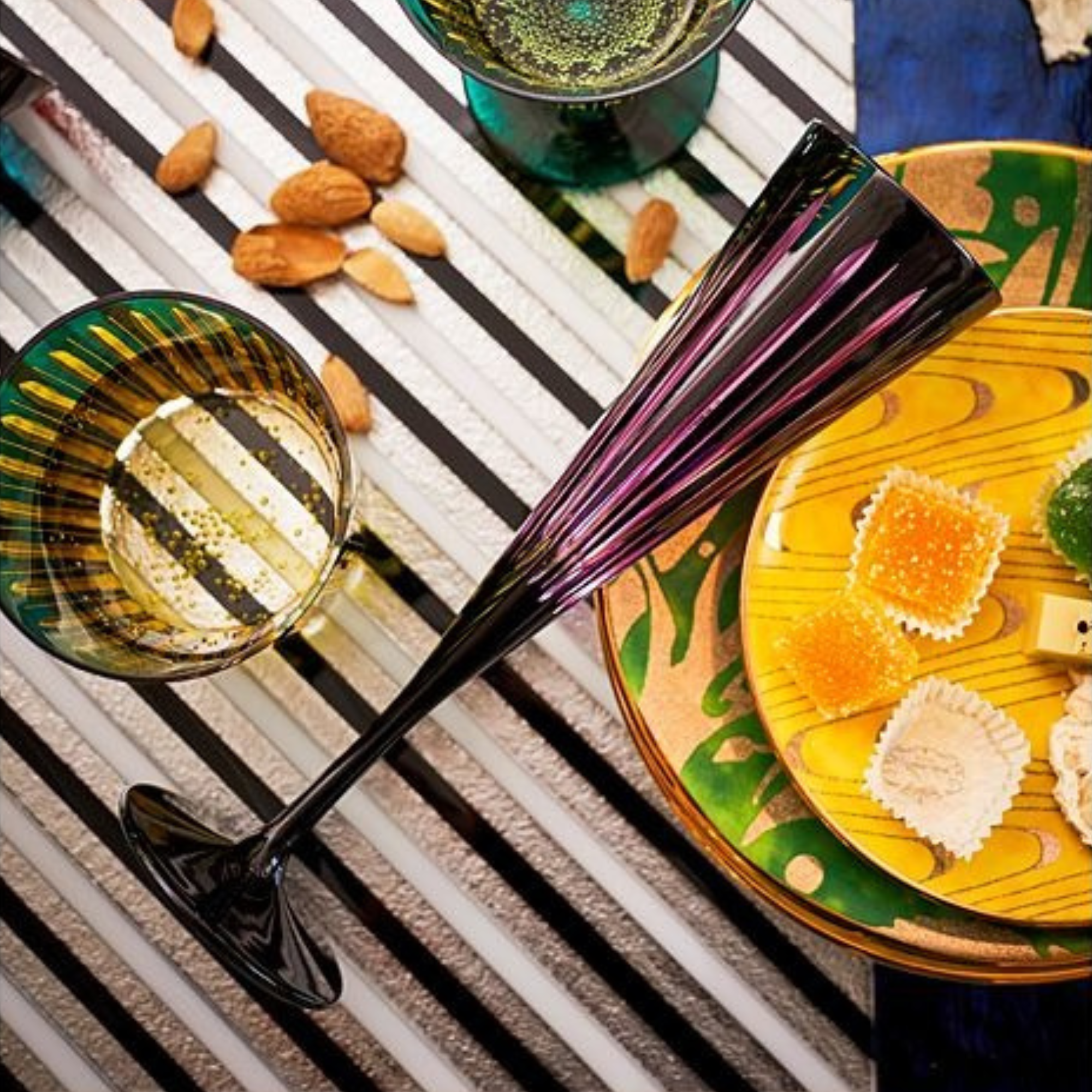 Prism Champagne Flutes - Set of 4