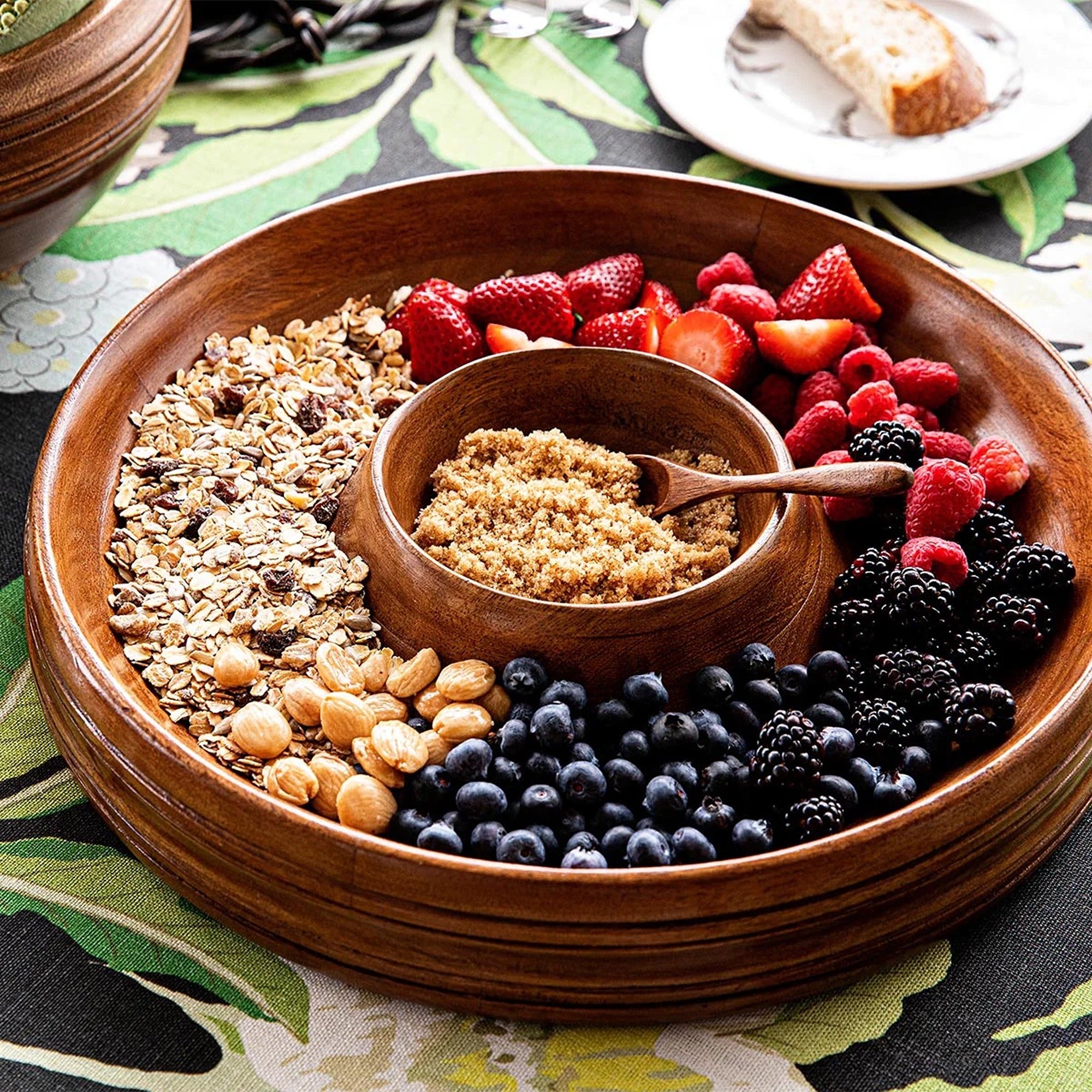 Bilbao Wood Chip And Dip Dish