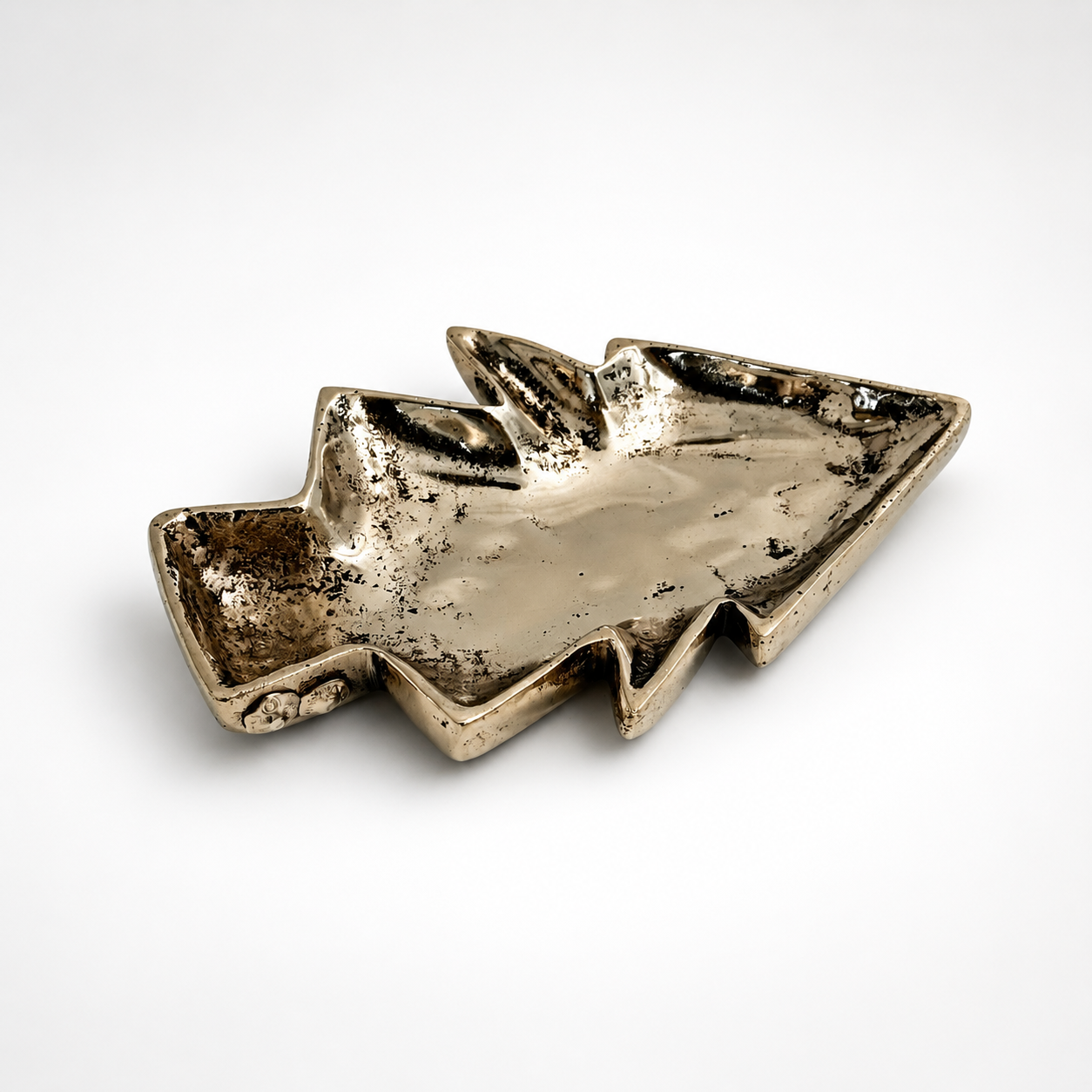 Pino Tray in Nickel