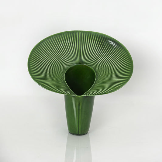 Fusca 13" Vase in Glossy Forest Green