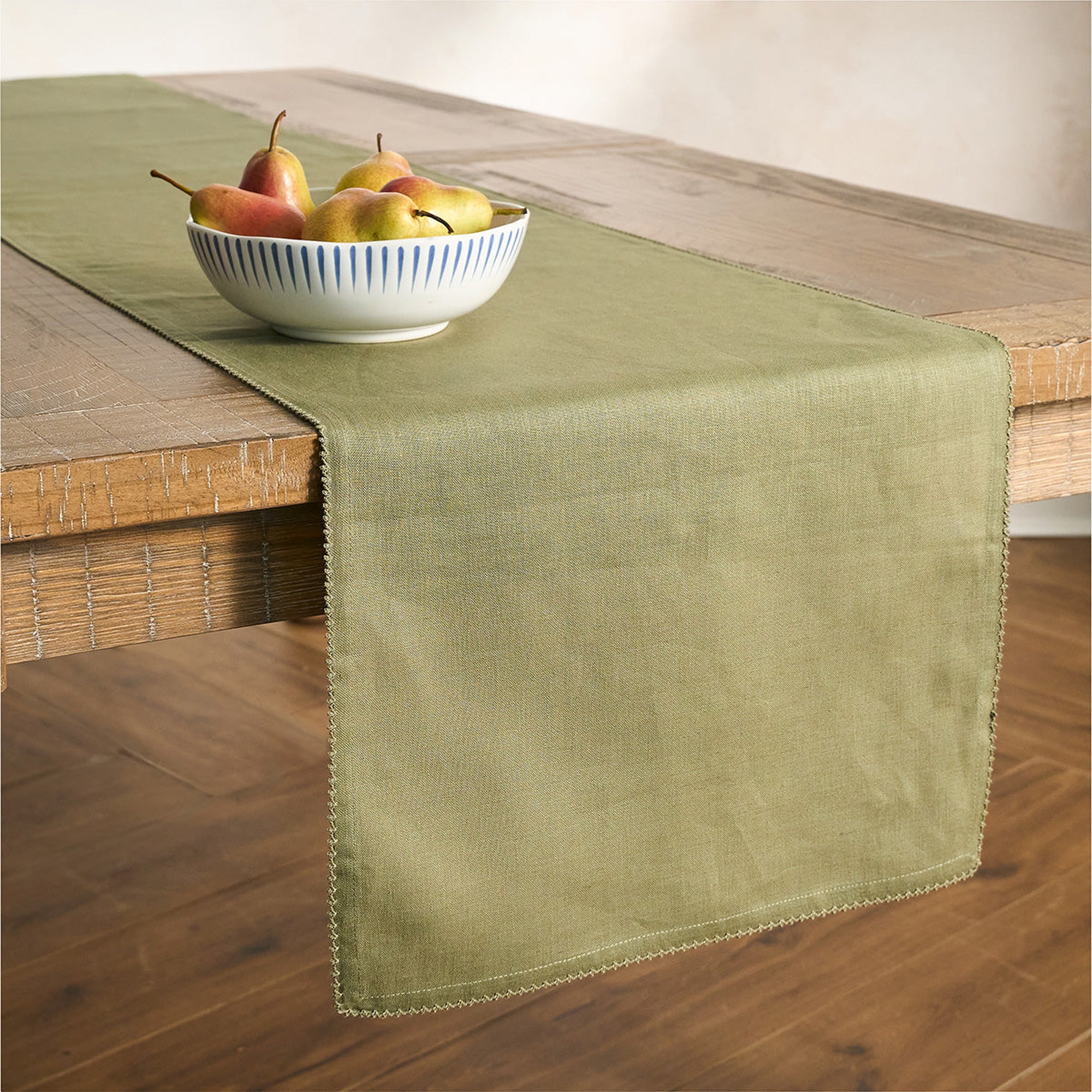Berry Scallop 18" x 90" Table Runner in Sage