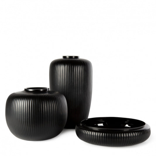 Pinara Vase - Black
