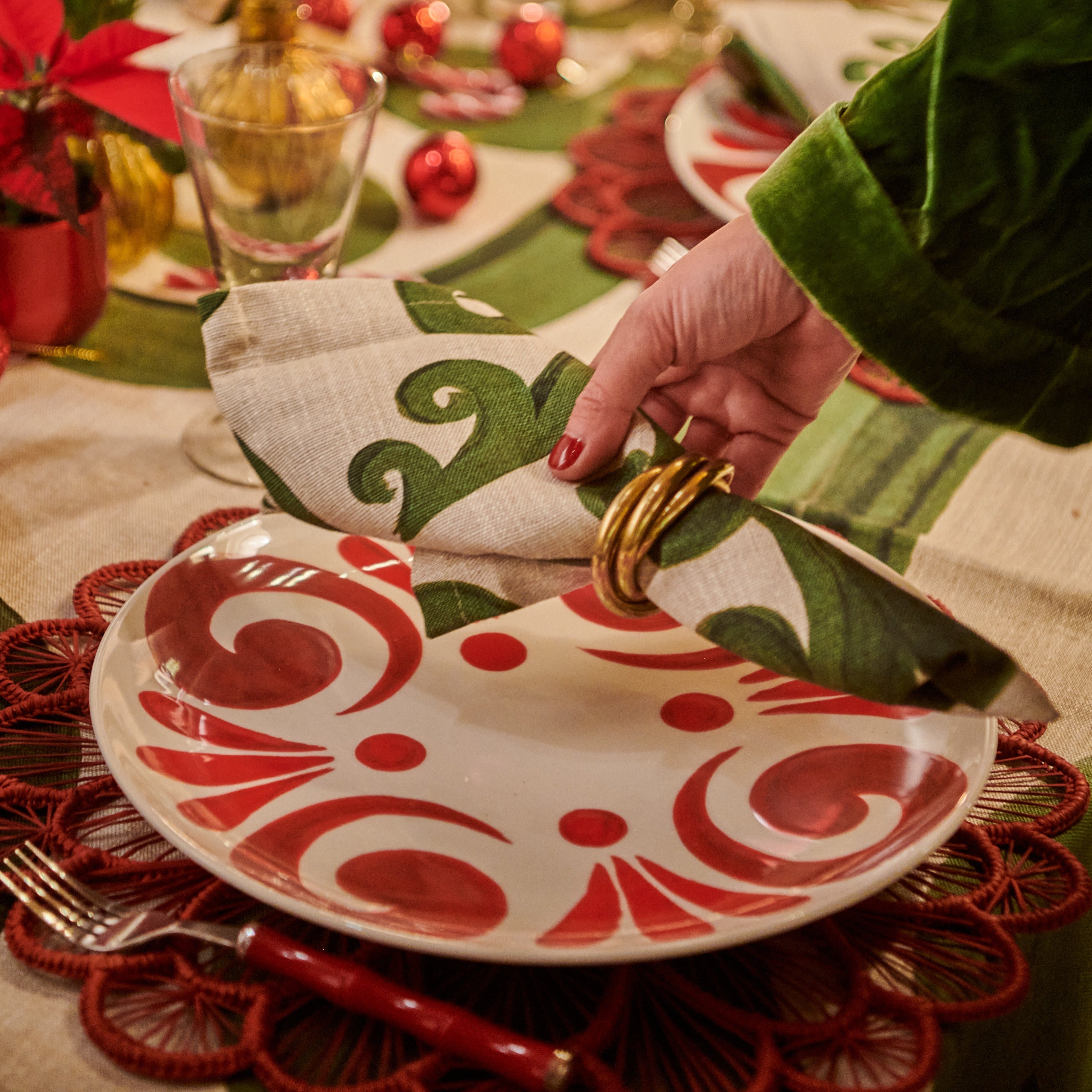 Kallos Red Dinner Plate