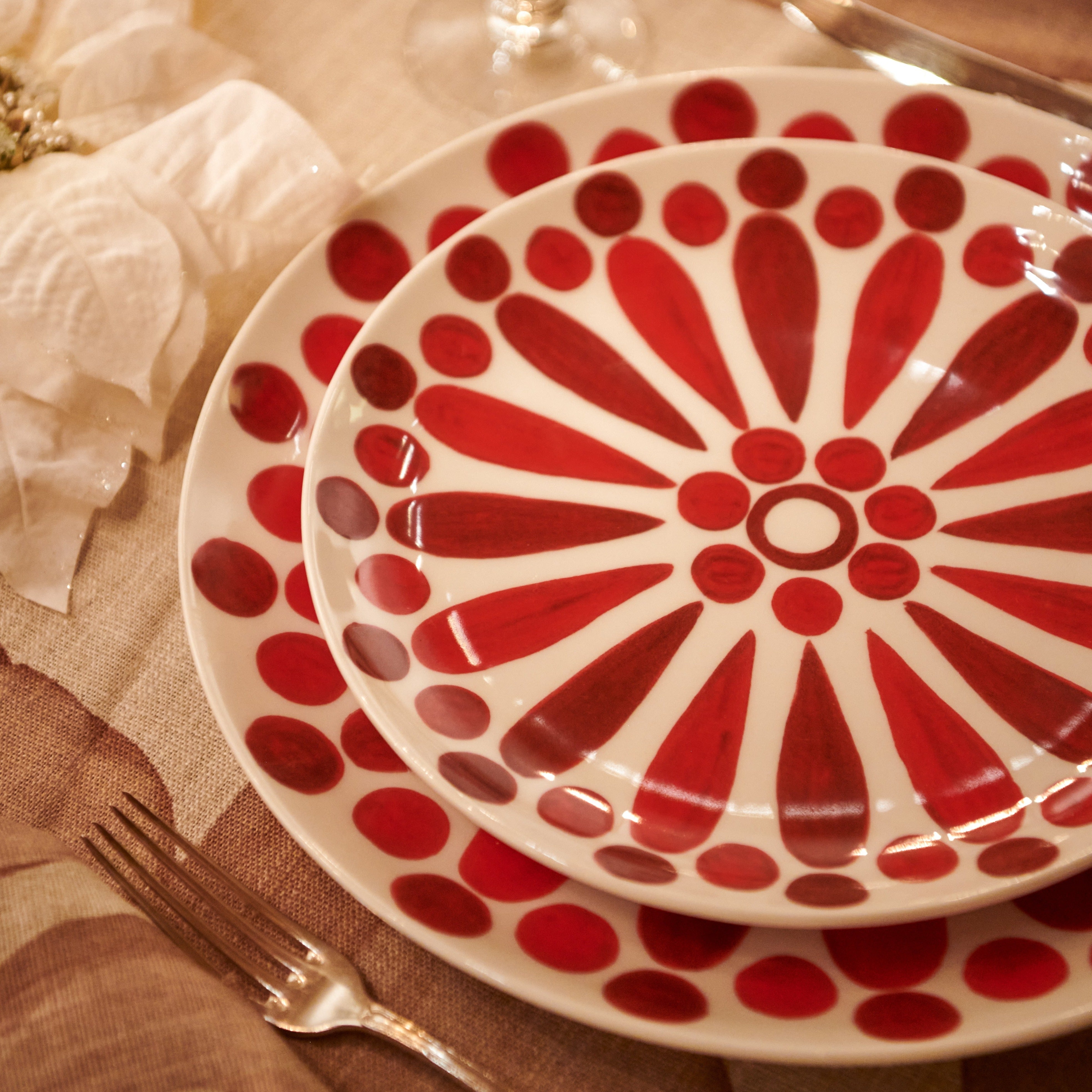 Helios Red Dinner Plate