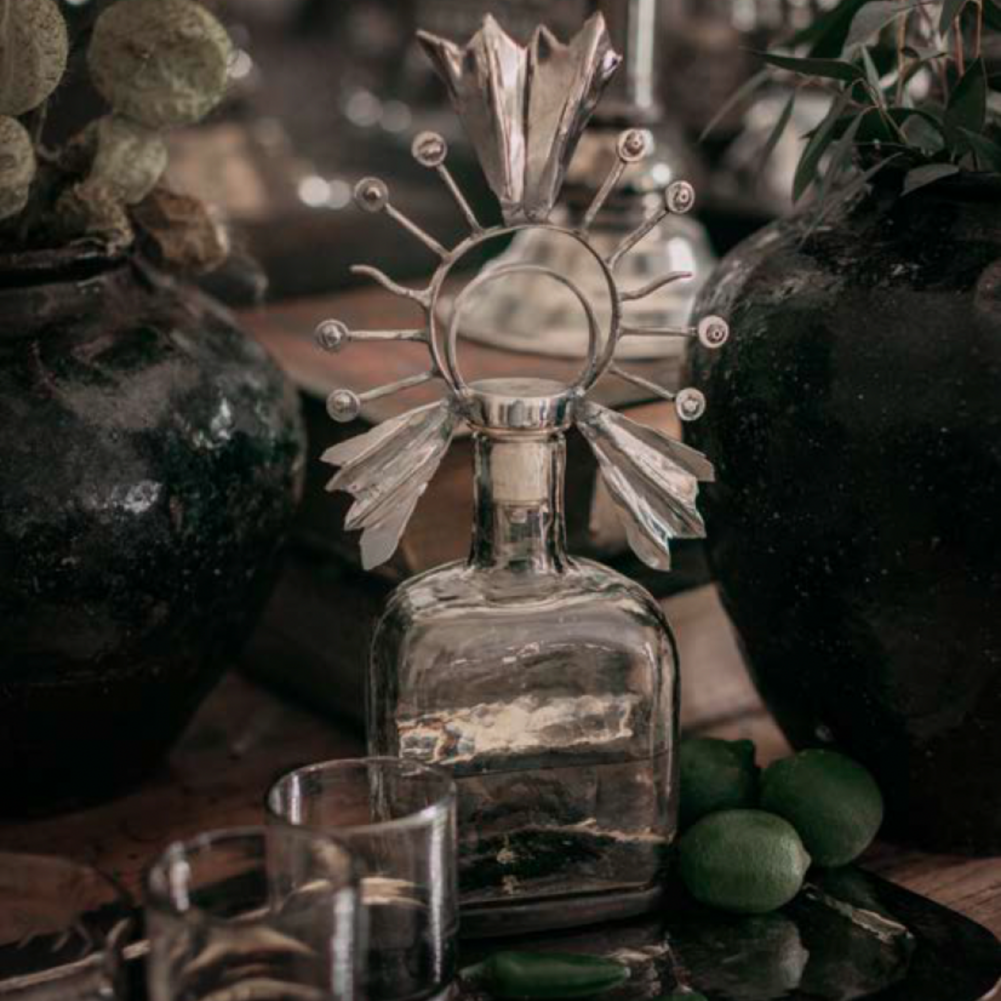 Corona D'Luz Decanter in Nickel