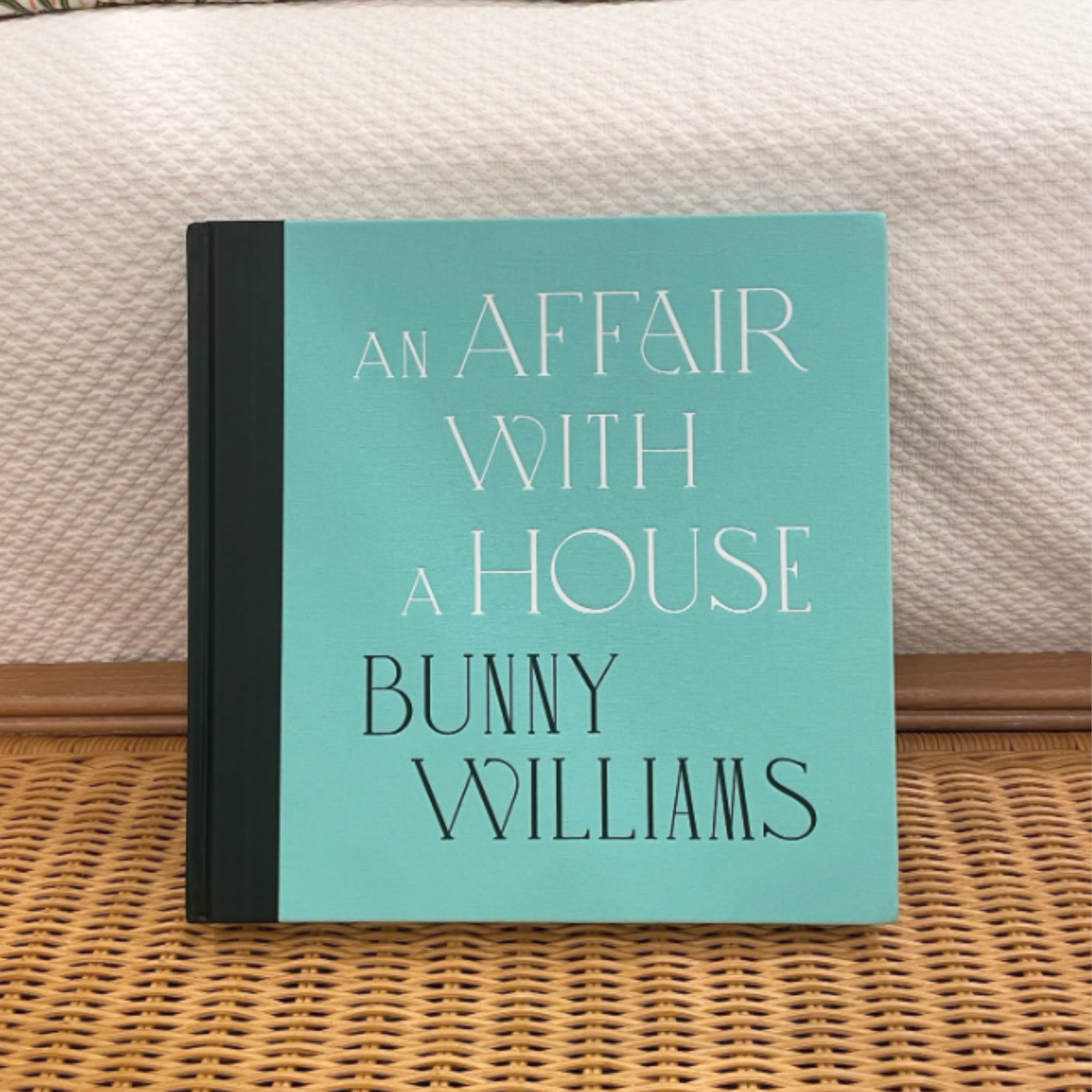 An Affair with a House (Collector's Edition)