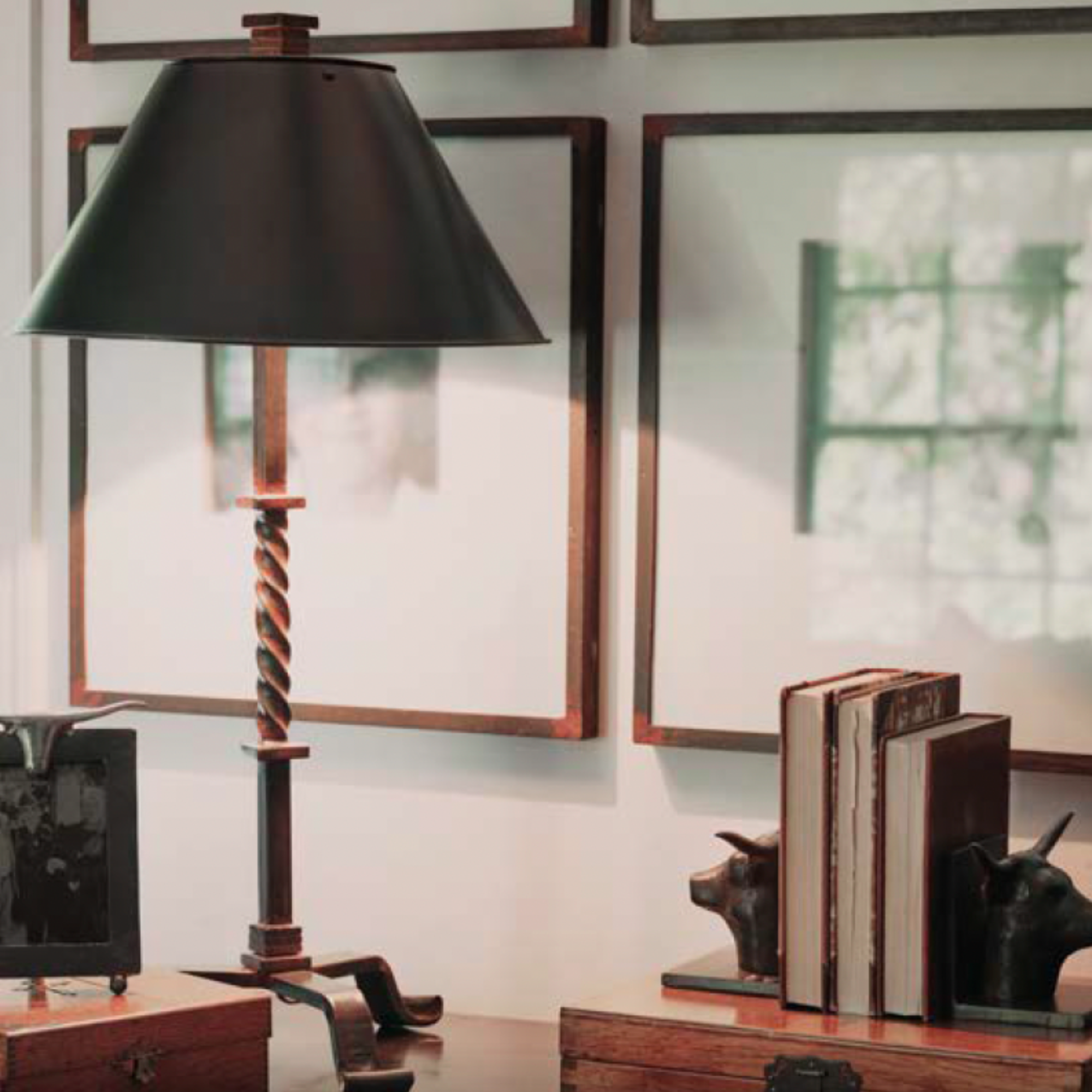 La Forja Table Lamp