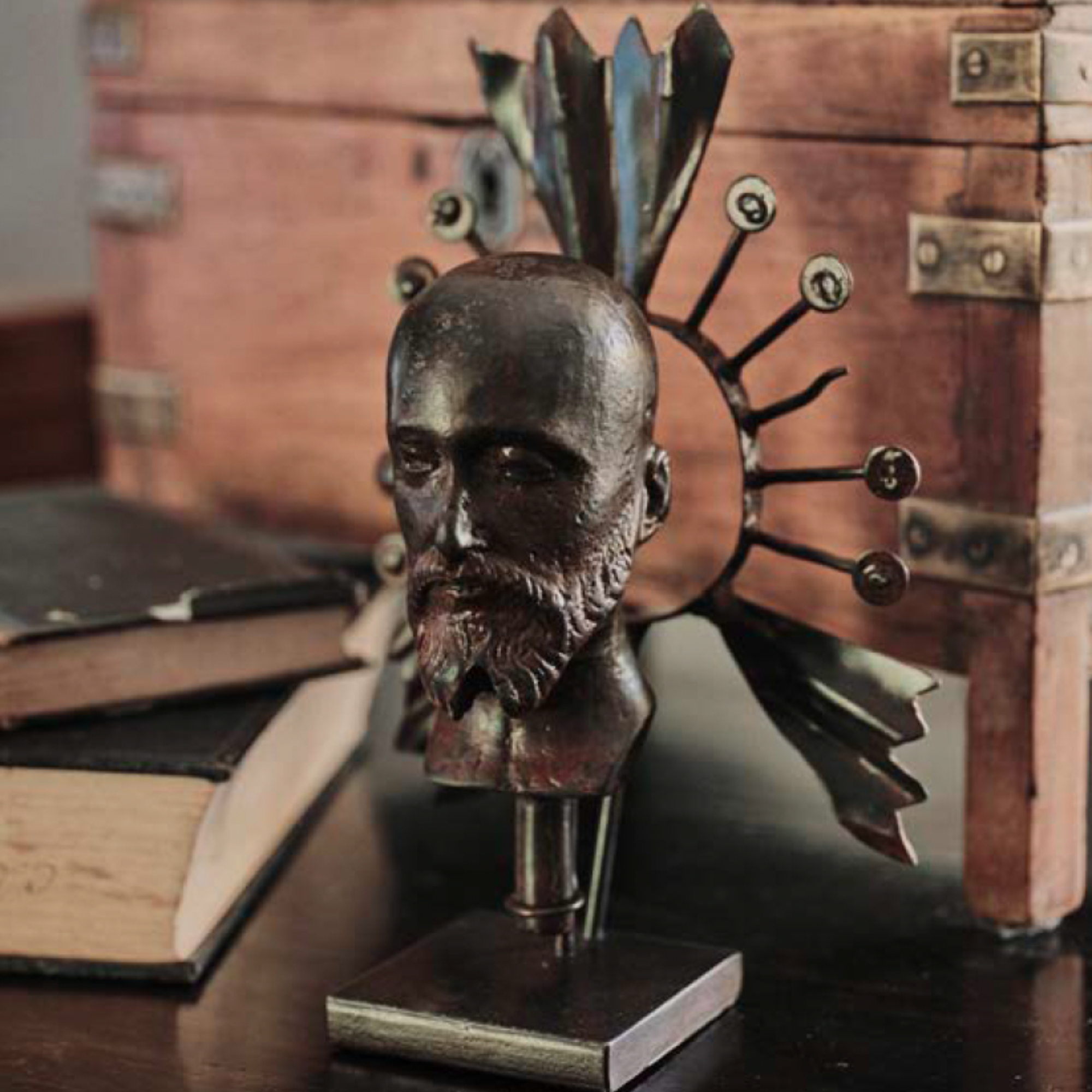 Corona D'Luz Sabio Saint