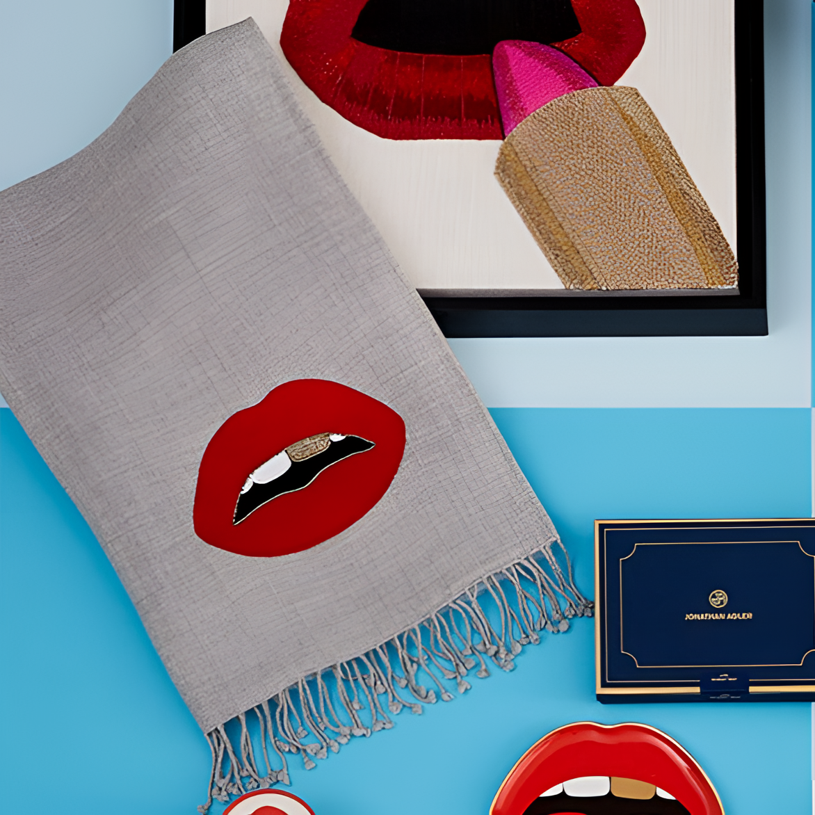 Lips Embellished Throw