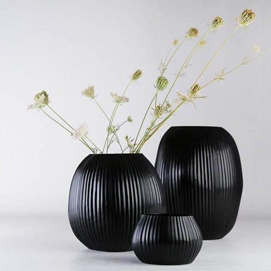 Nagaa Vase - Black