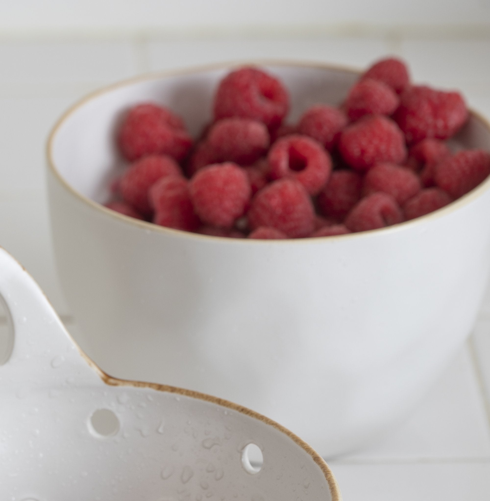 Gold Rim Stoneware Snack Bowl