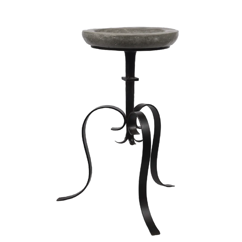 Flor de Calabaza Table