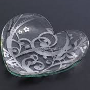 Arabesque Heart Plate